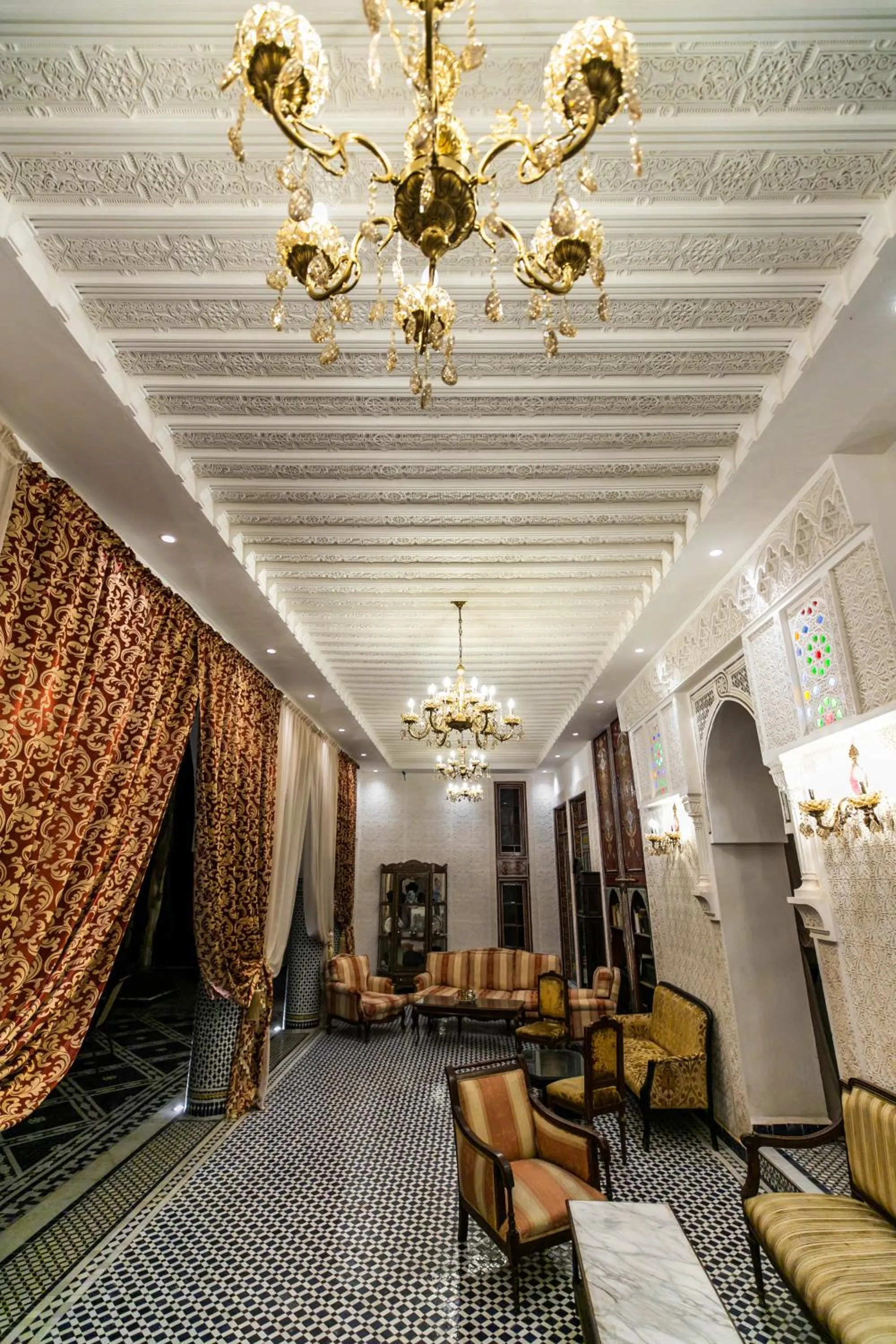 Patio in Palais Shazam & SPA