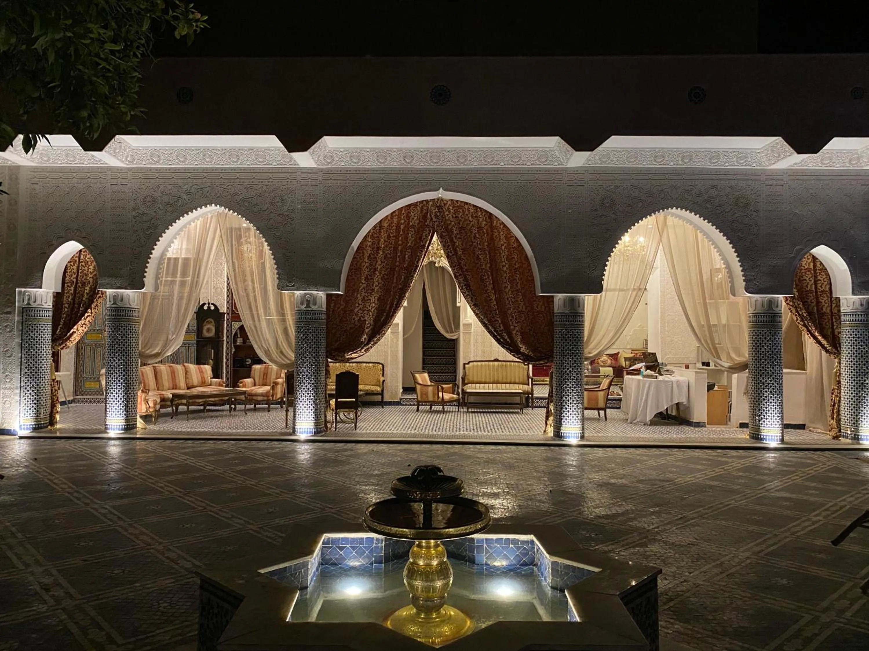 Patio in Palais Shazam & SPA