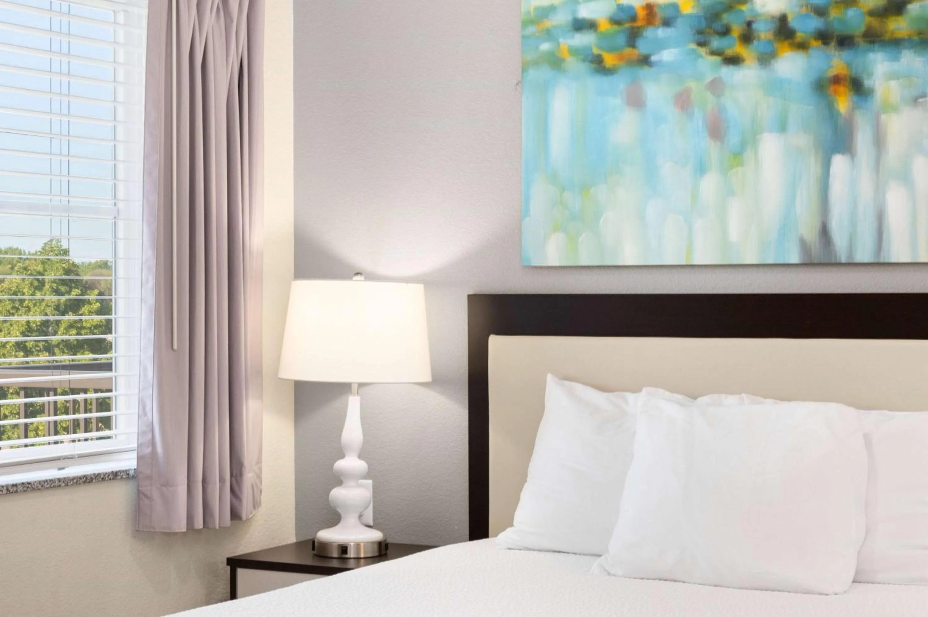 Photo of the whole room, Bed in WaterWalk Extended Stay by Wyndham Minneapolis - Plymouth