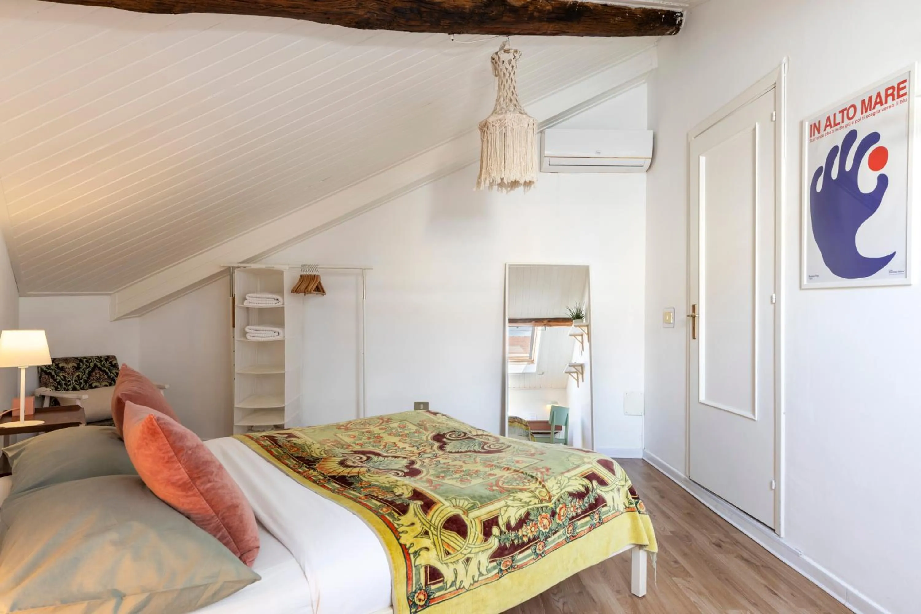 Bed in HOMESTAY rooftop