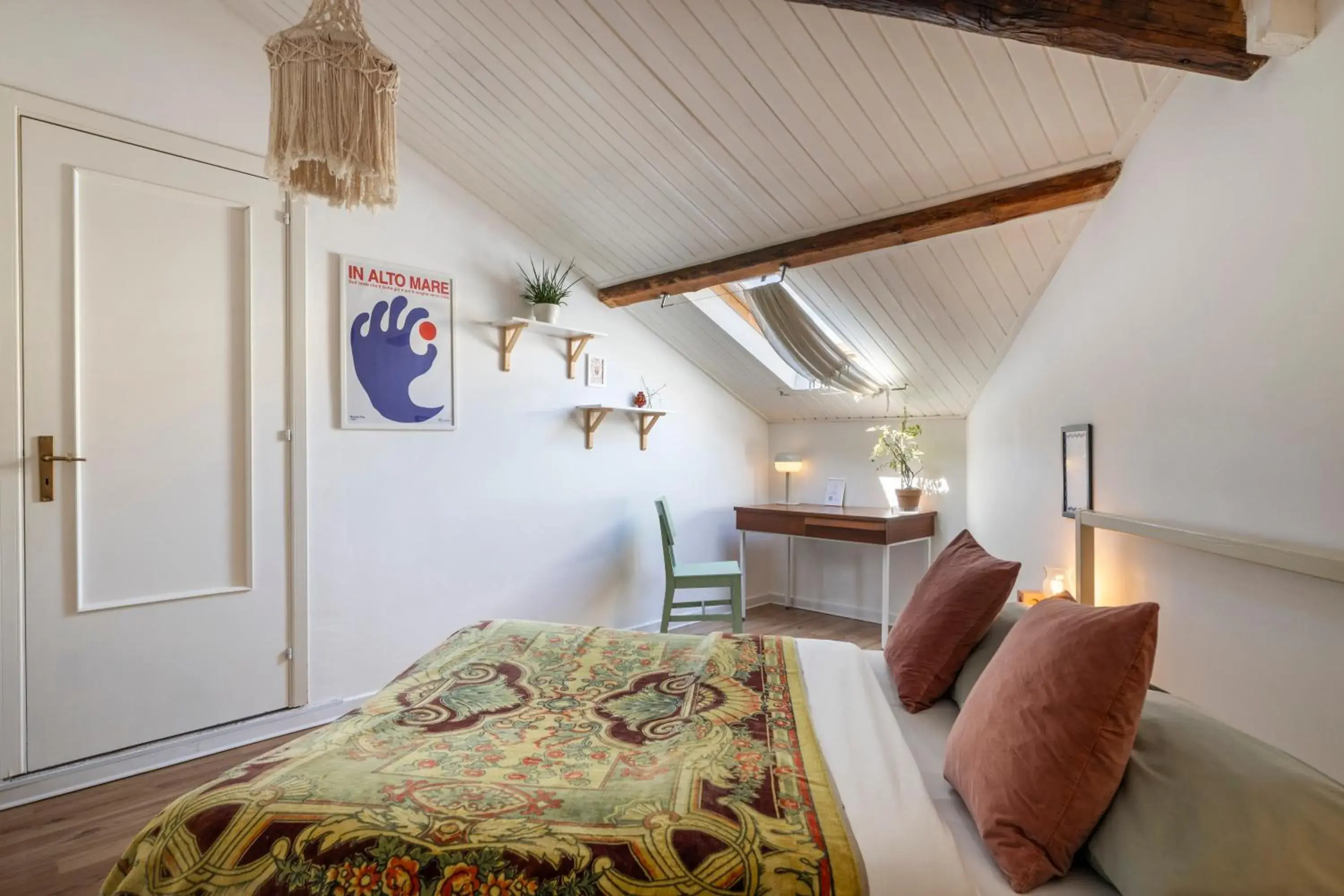 Standard Double Room with Shared Bathroom in HOMESTAY rooftop Standard Double Room with Shared Bathroom in HOMESTAY rooftop