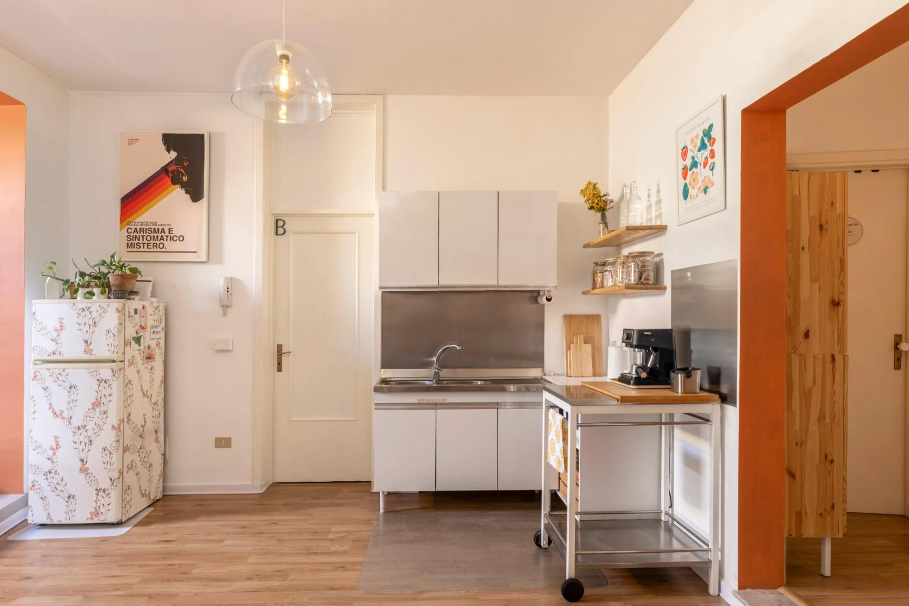 Kitchen or kitchenette in HOMESTAY rooftop