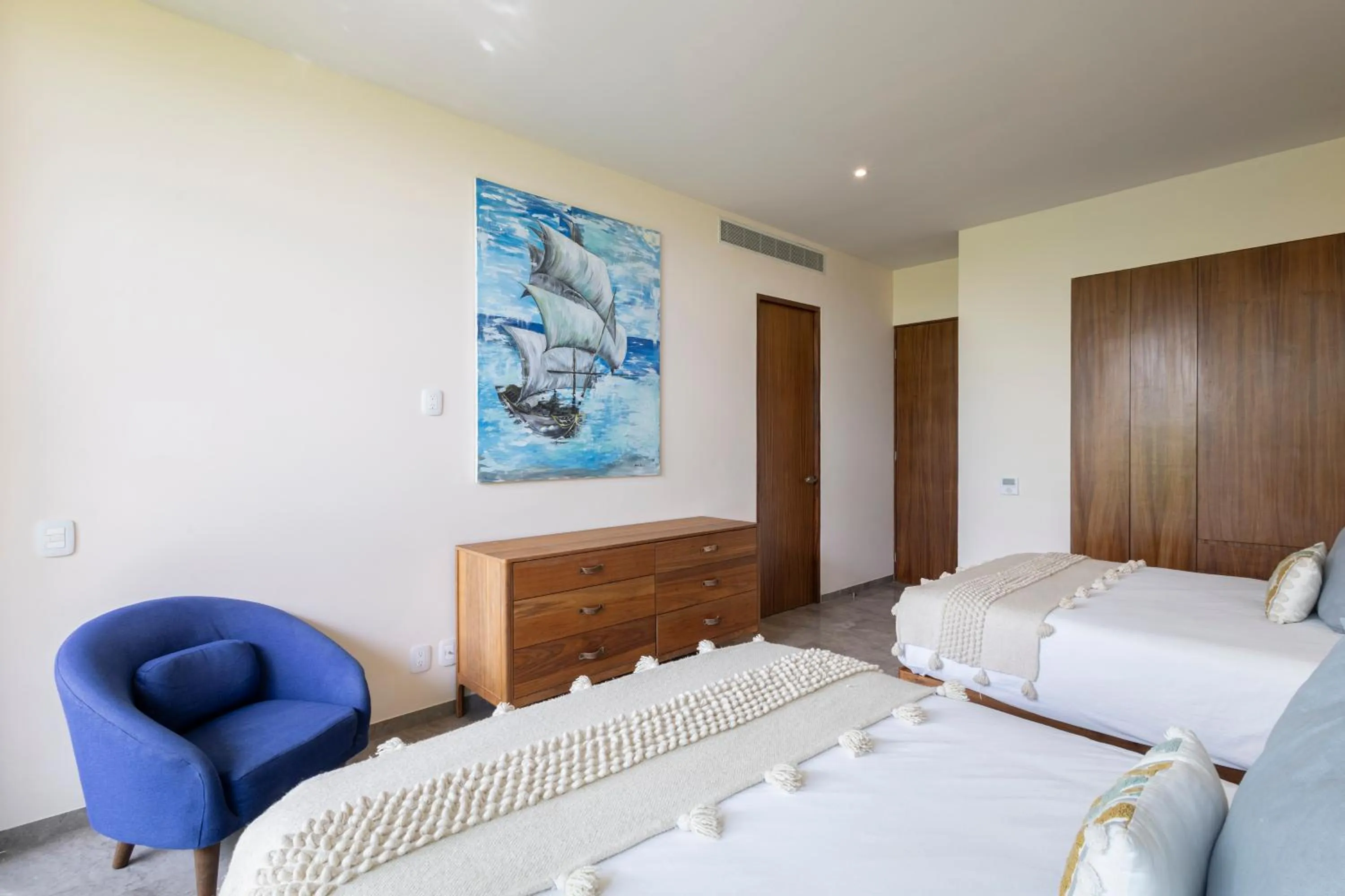 Photo of the whole room, Bed in Mistiq Tulum