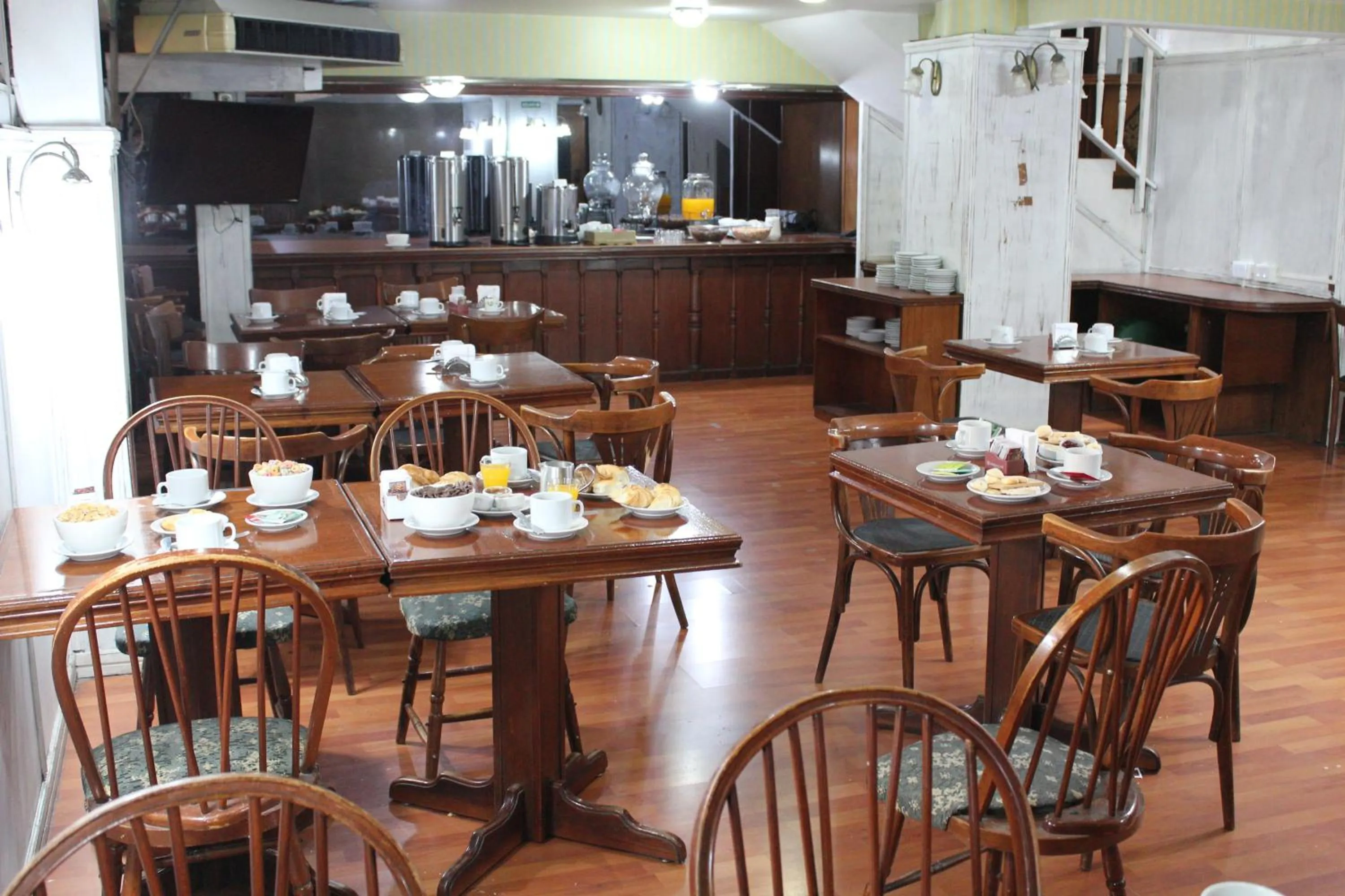 Coffee/tea facilities in Esmeralda Palace Hotel