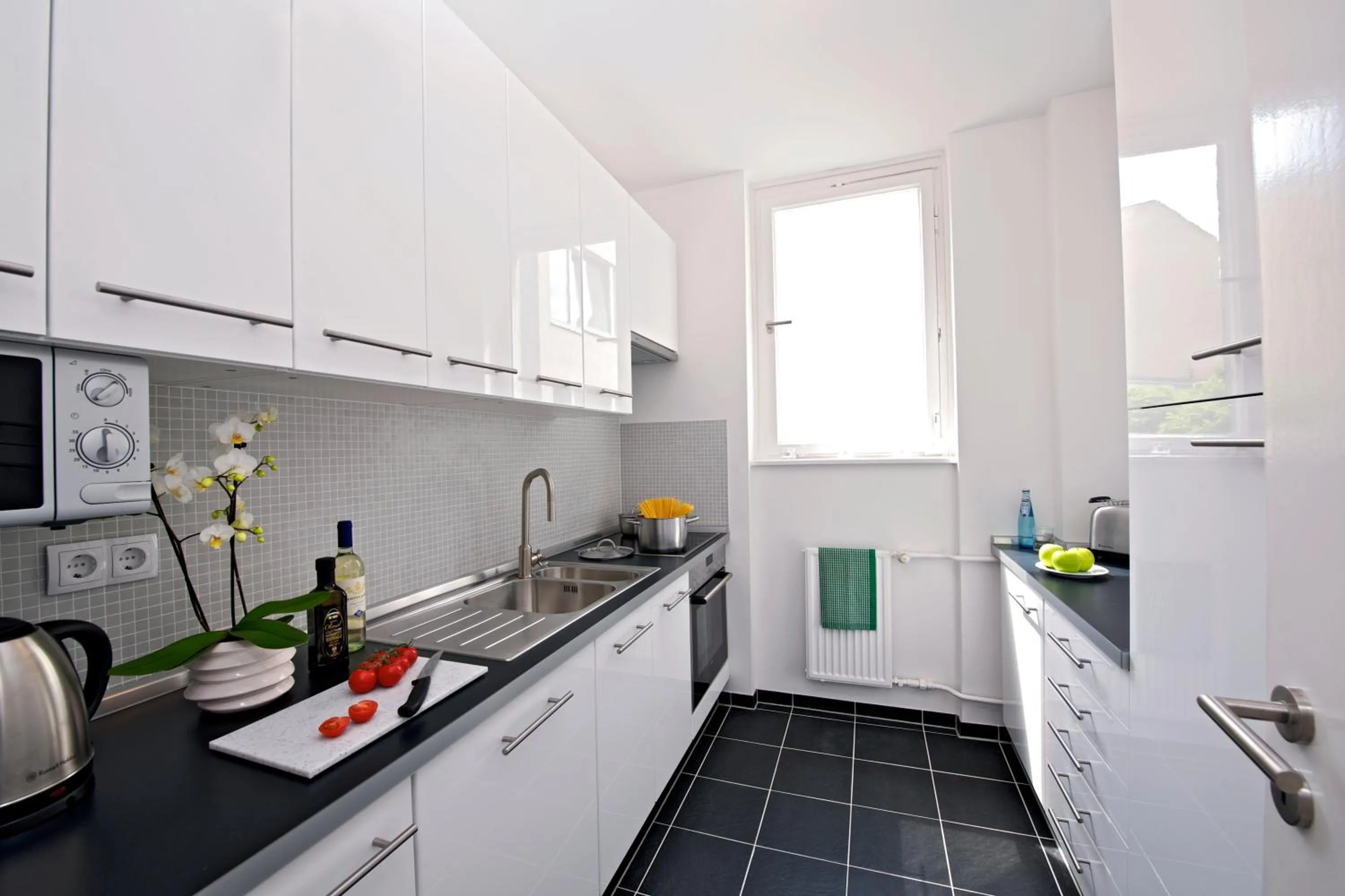 Kitchen or kitchenette in Art'Appart Suiten - kontaktloser Check-In