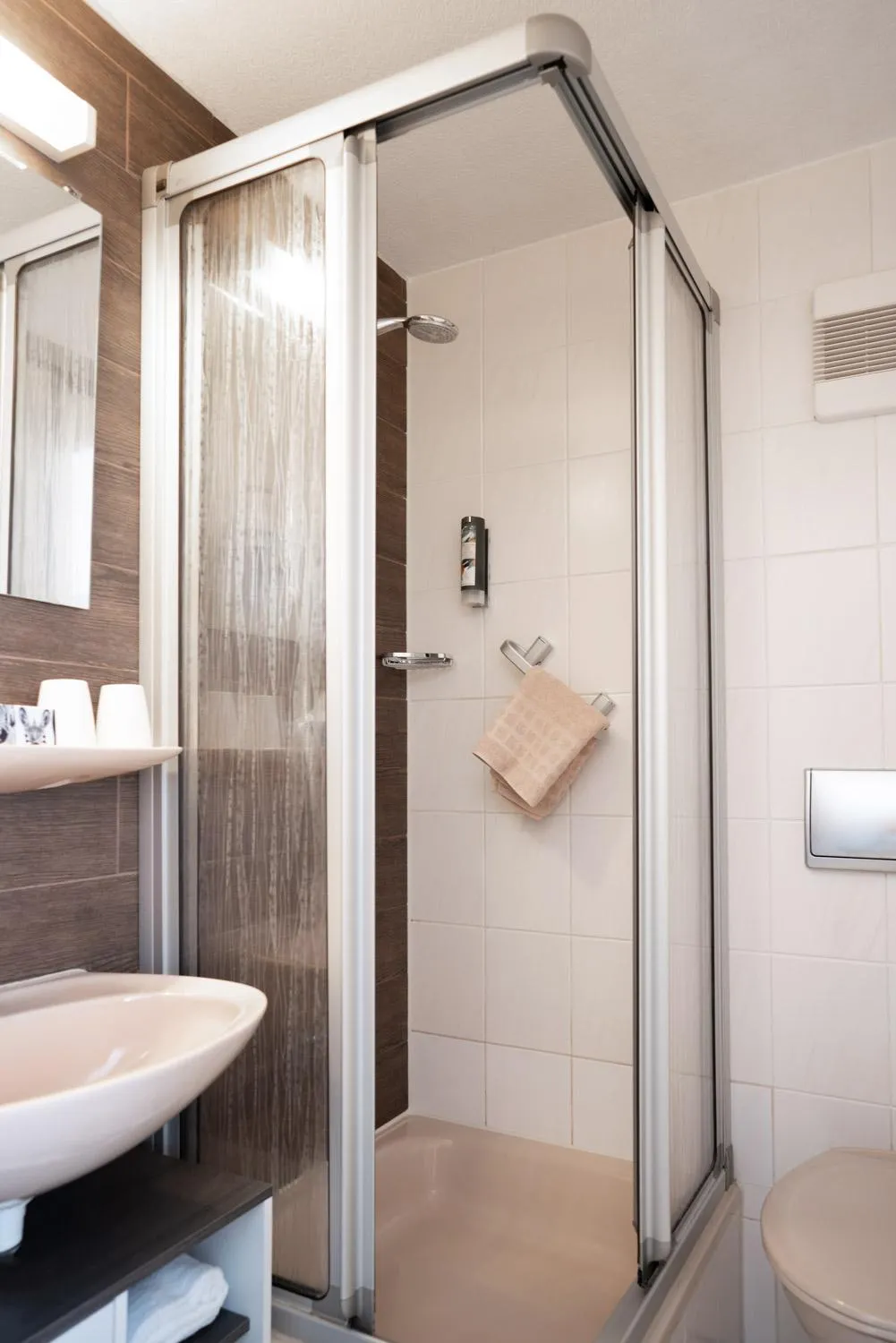 Shower in Manufaktur Boutique Hotel