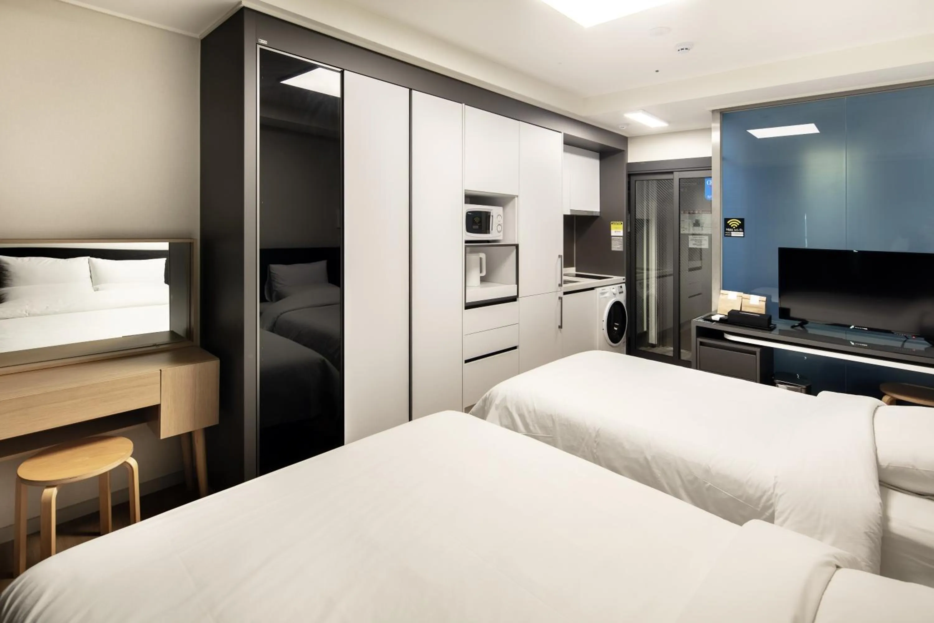 Decorative detail, Bed in K-Hills The Terrace