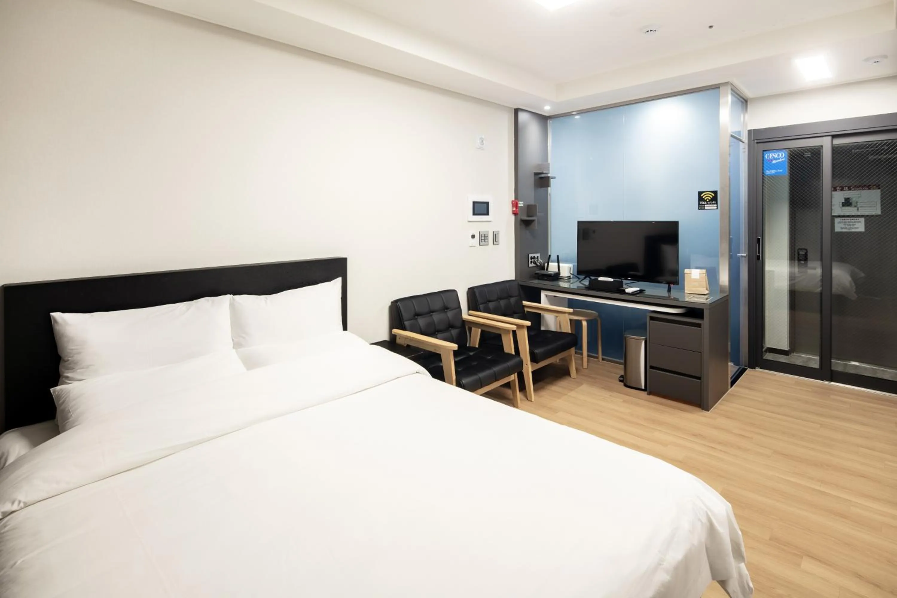 Decorative detail, Bed in K-Hills The Terrace