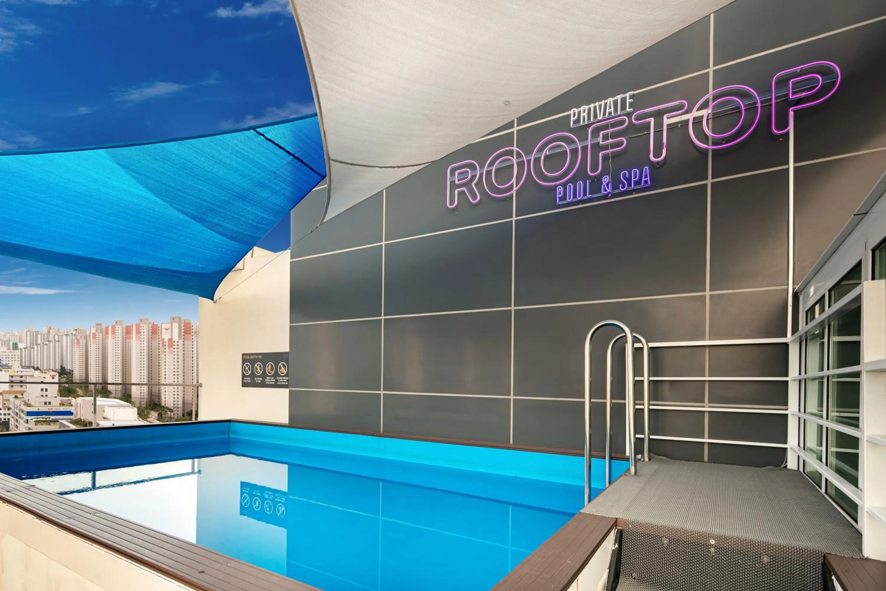 Swimming pool in K-Hills The Terrace