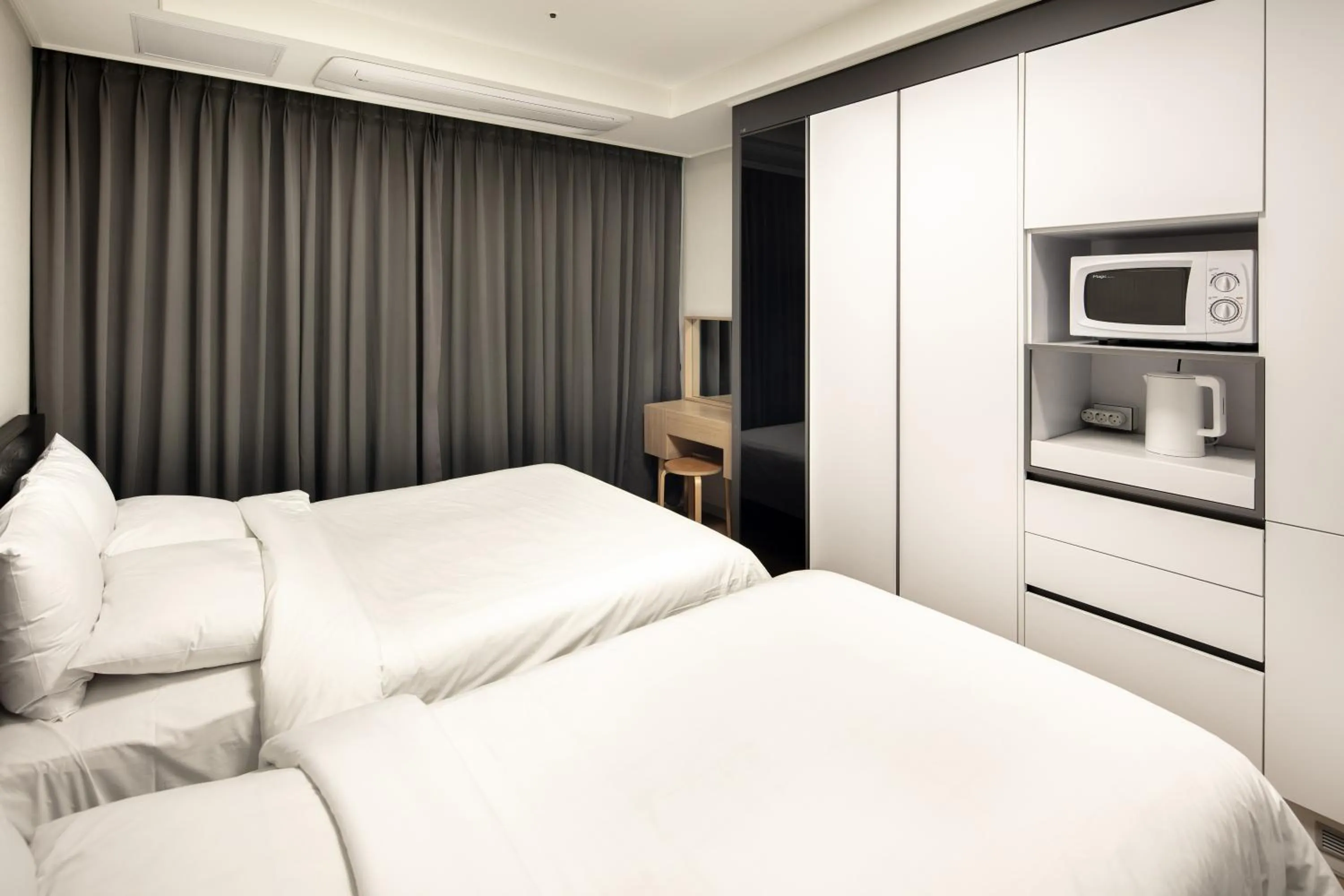 Decorative detail, Bed in K-Hills The Terrace