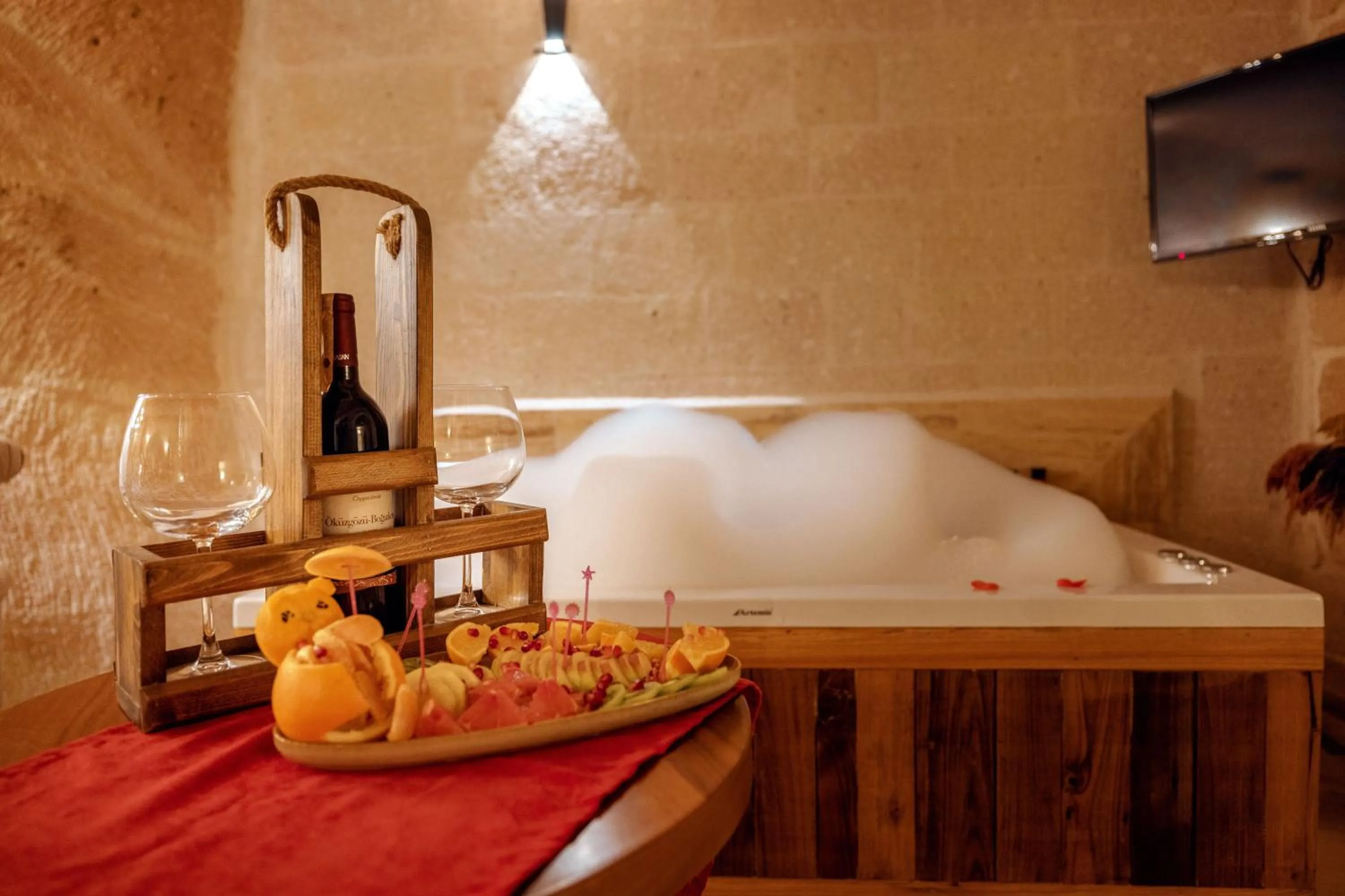 Bathroom in Misty Cave Hotel