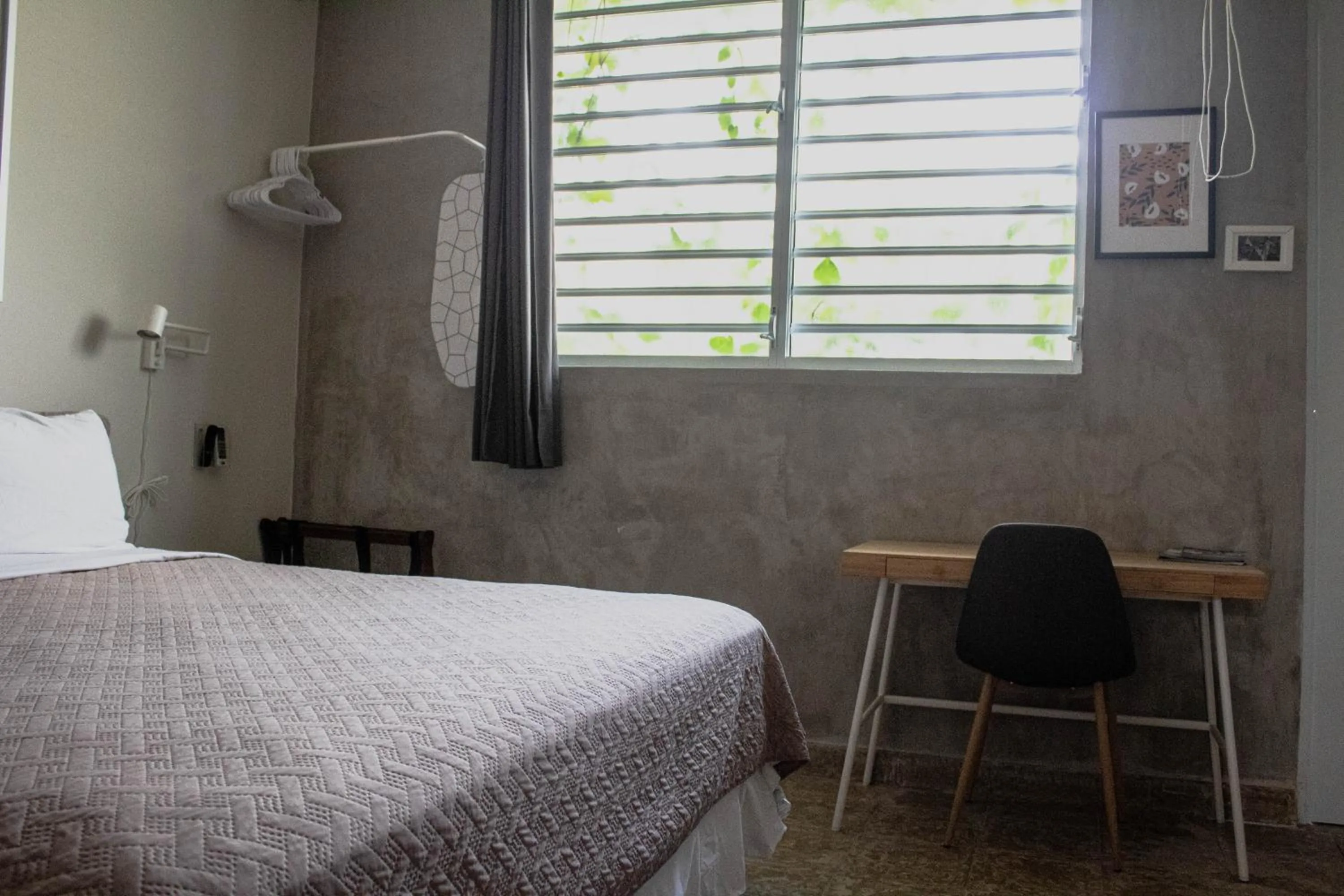 Bed in The Emerald PR