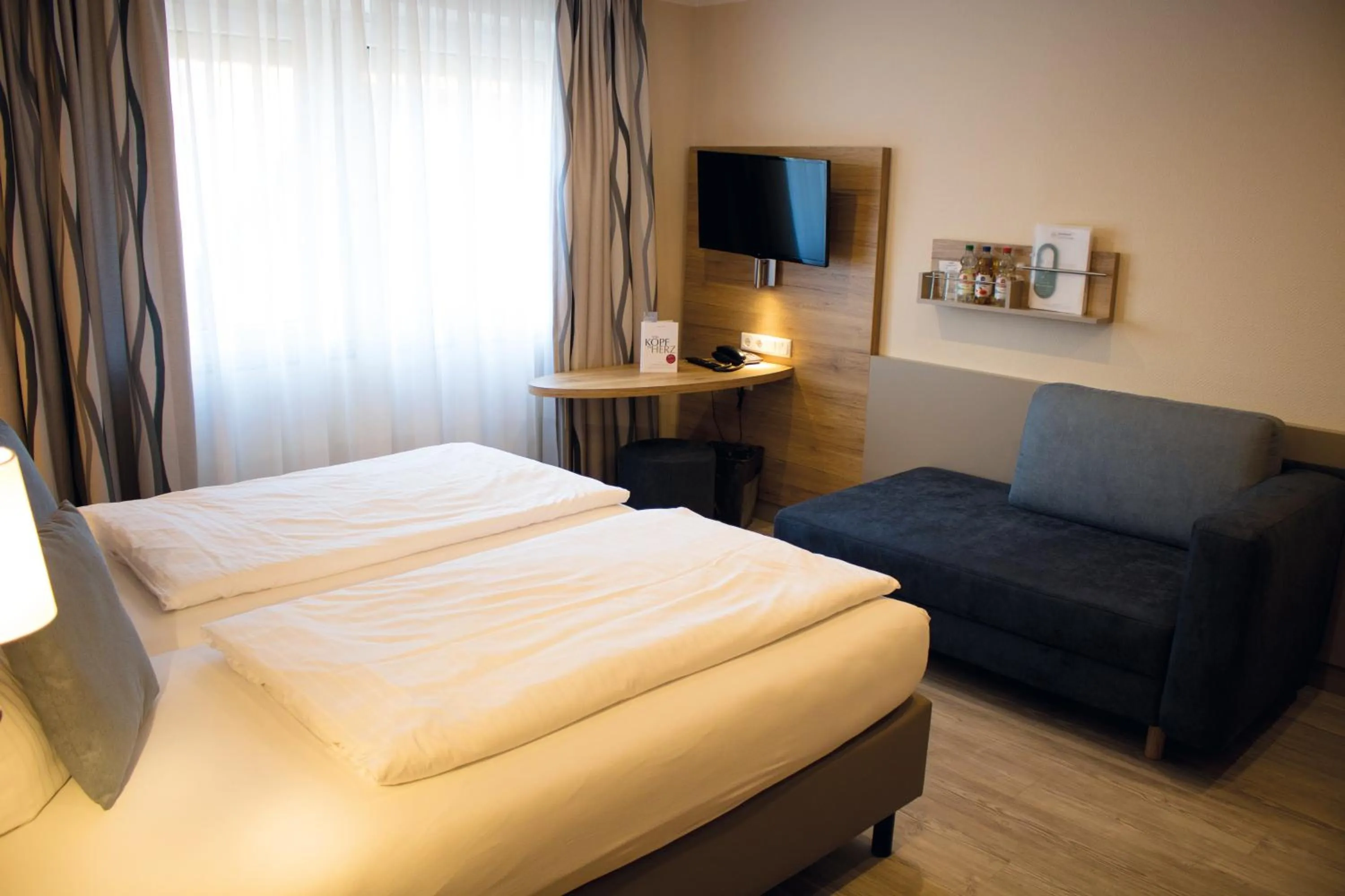 TV and multimedia, Bed in Hotel Rosenbusch