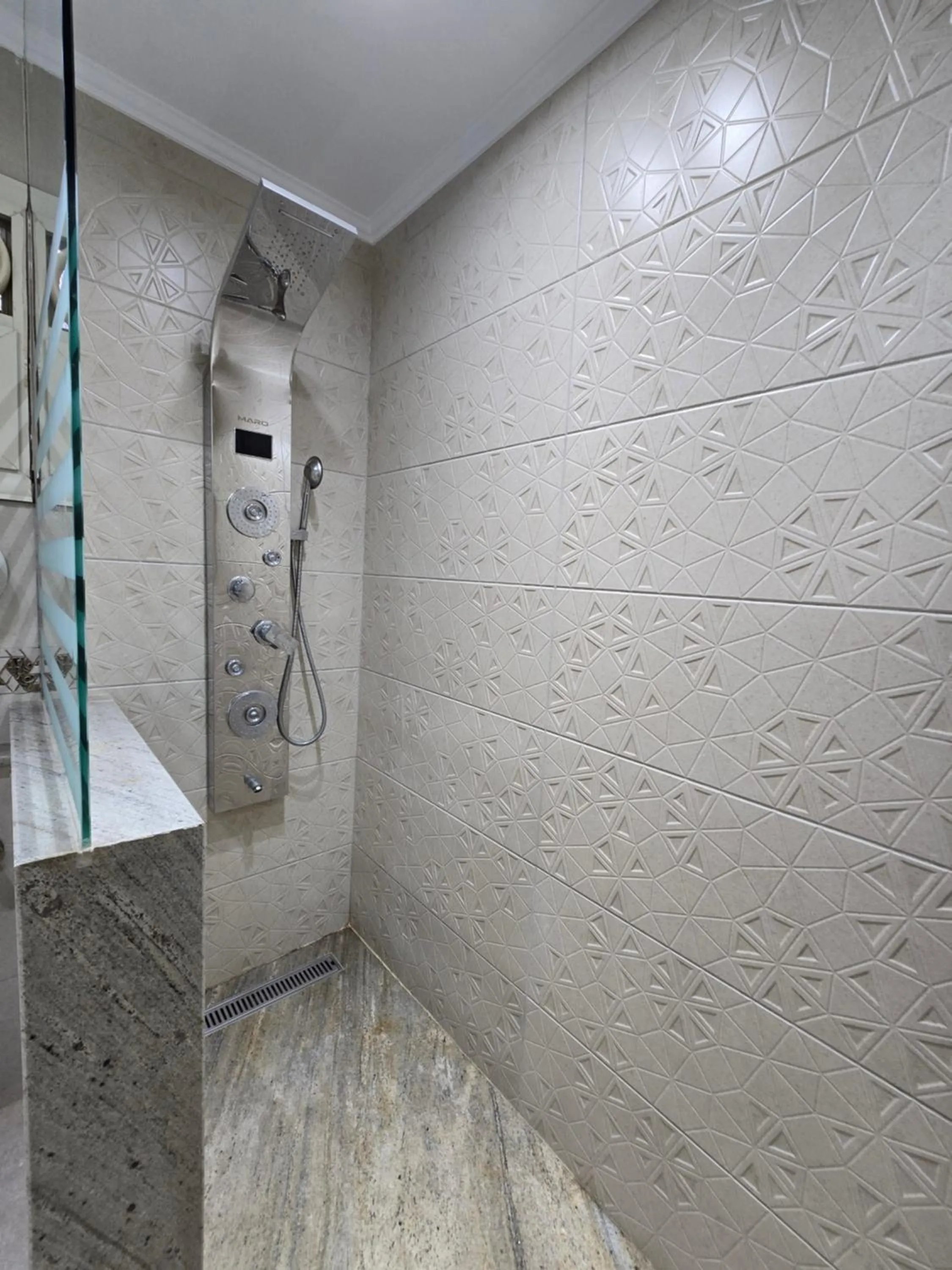 Shower in Comfy 2 Bedrooms Apartment in Cairo 94S