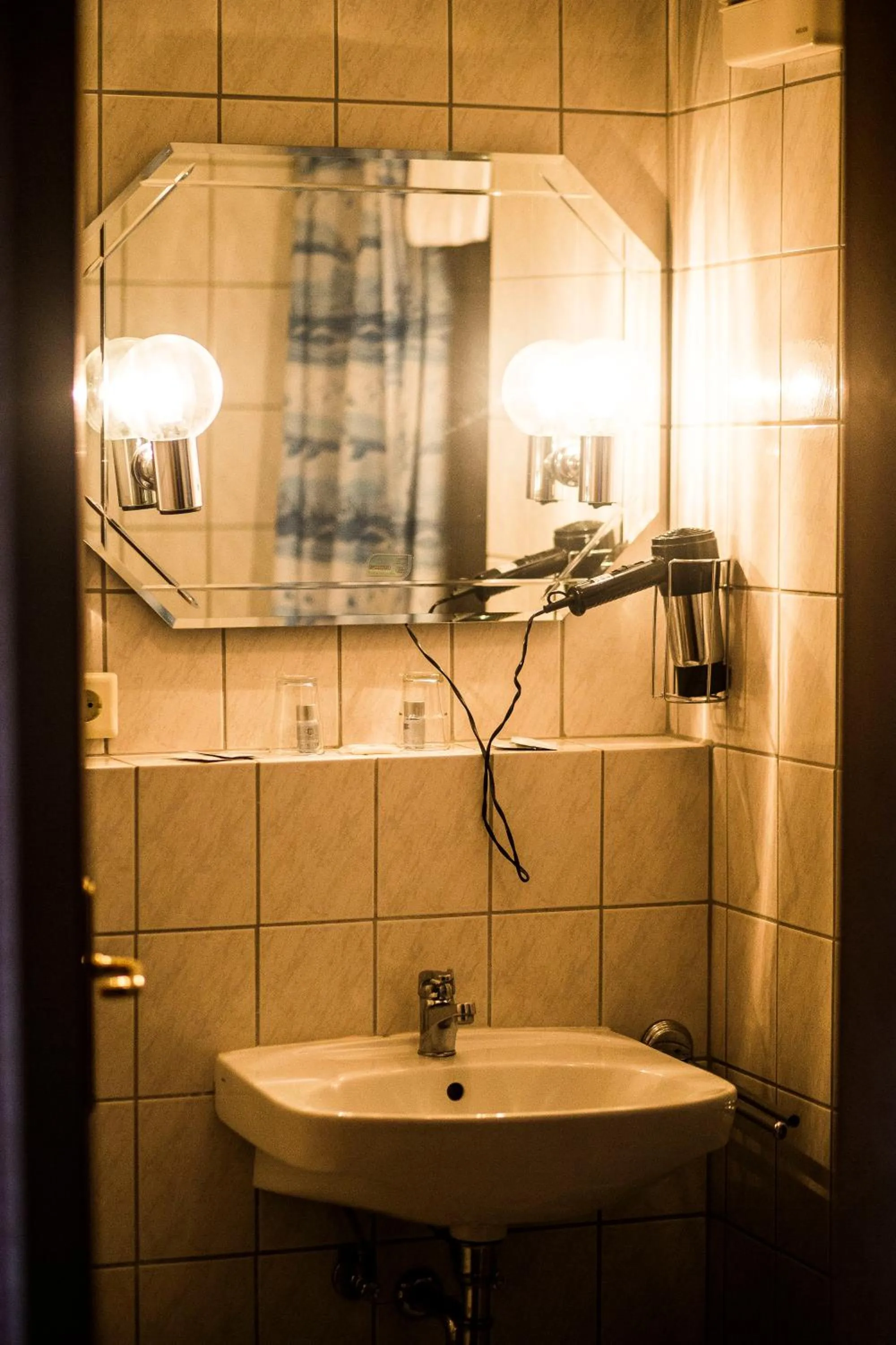 Bathroom in Hotel Stadt Peine