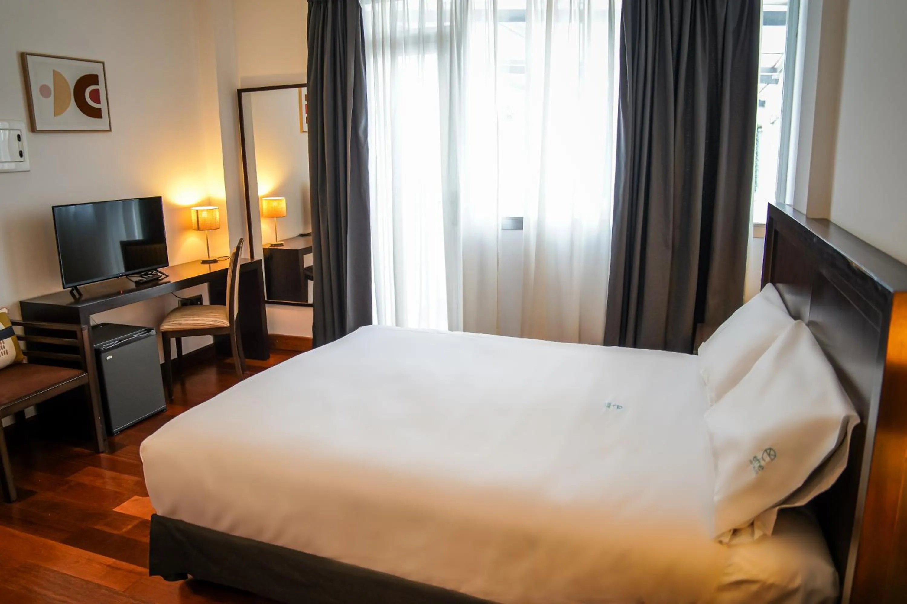 Balcony/Terrace, Bed in Hotel Baeza Monumental by eme hoteles