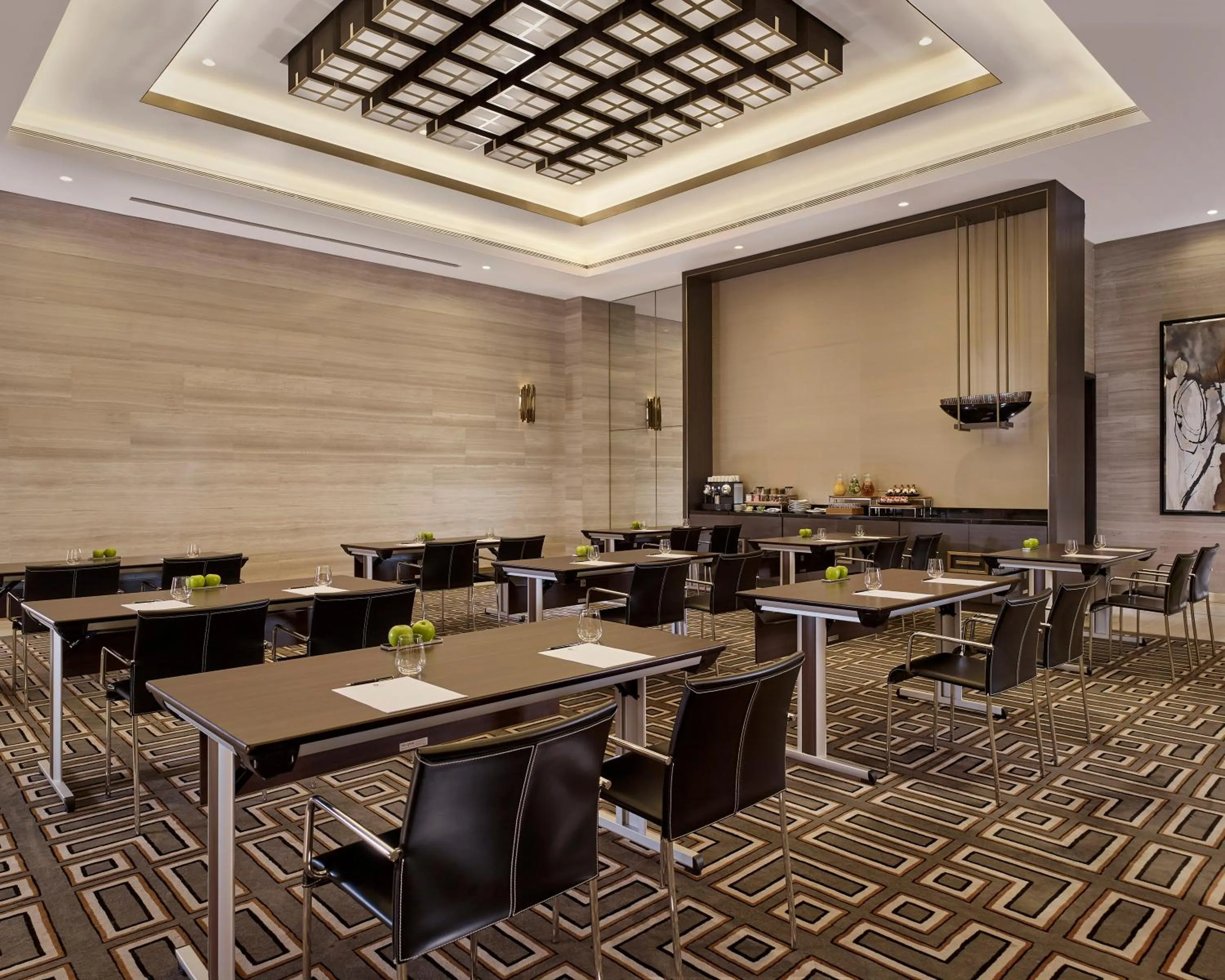 Business facilities in Hyatt Regency Al Kout Mall