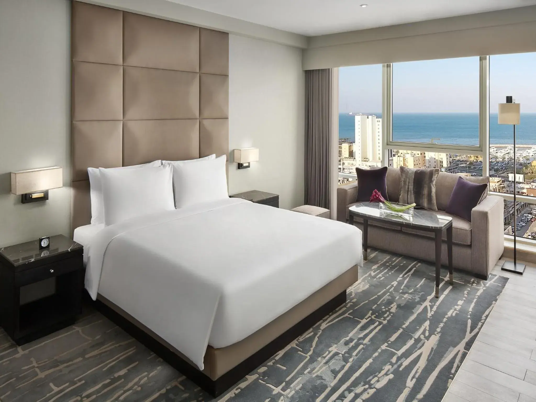 King Room - High Floor in Hyatt Regency Al Kout Mall King Room - High Floor in Hyatt Regency Al Kout Mall