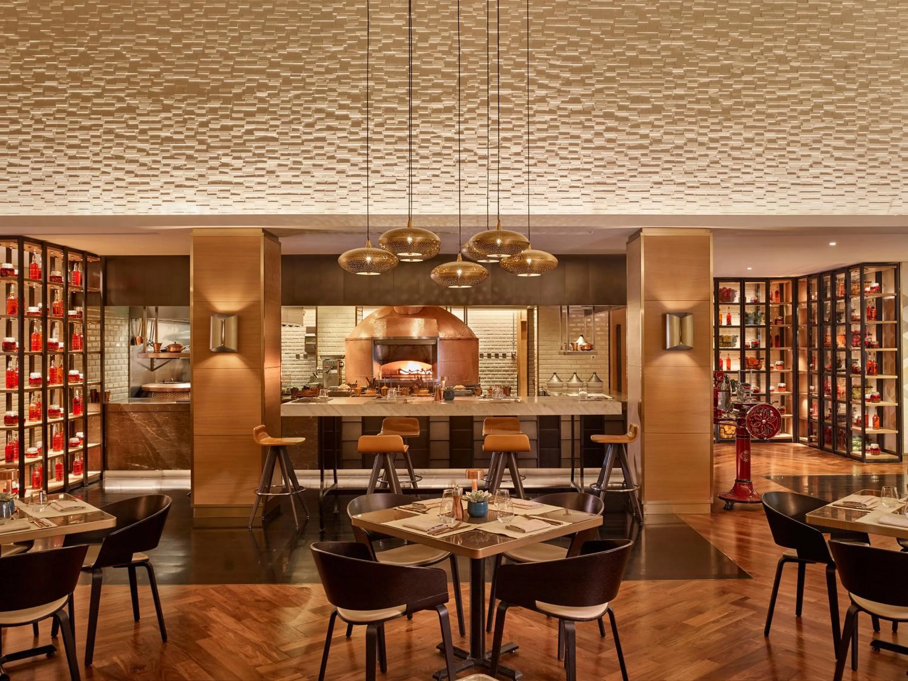 Restaurant/places to eat in Hyatt Regency Al Kout Mall