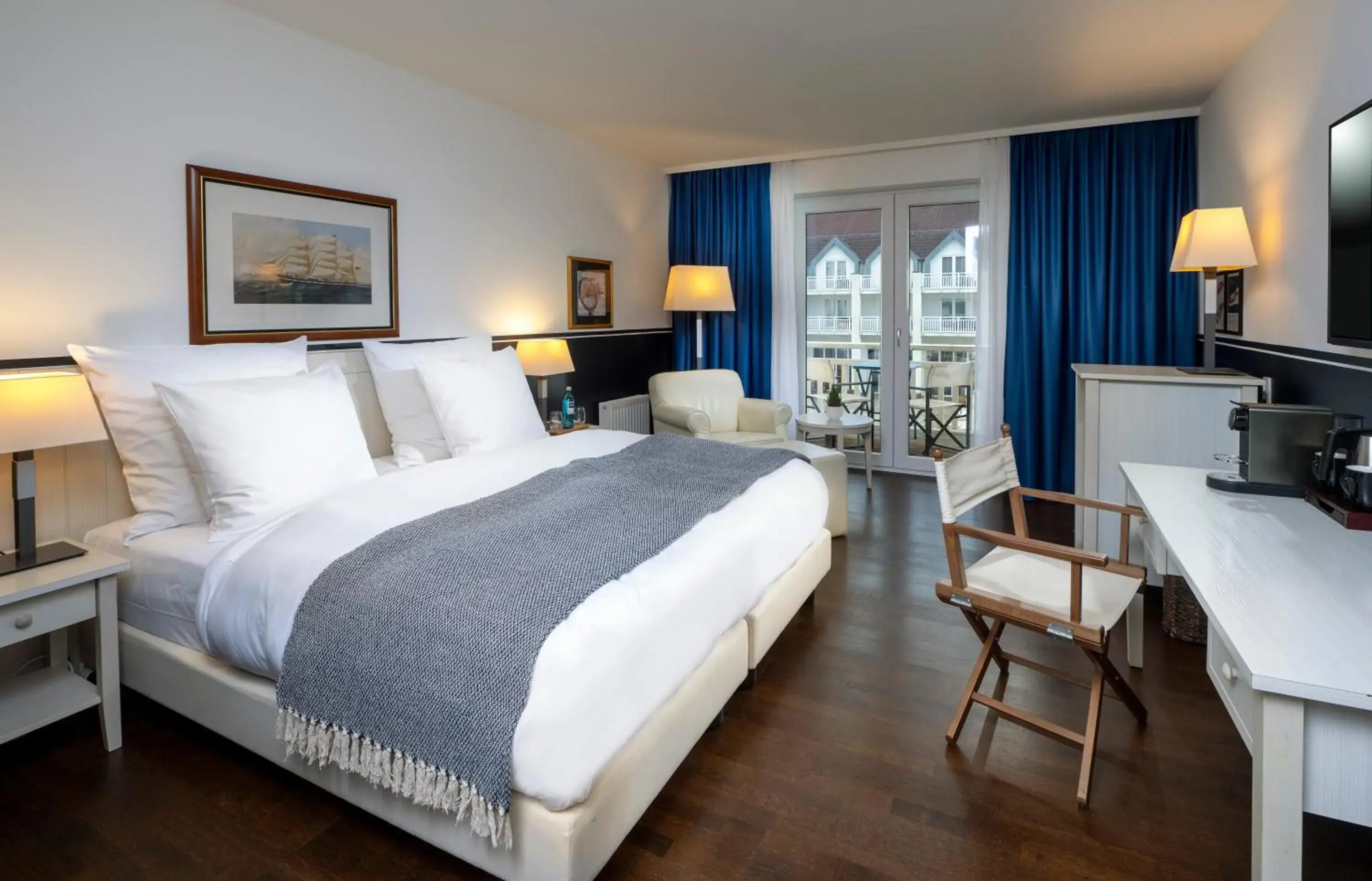 Classic Doppelzimmer mit seitlichem Seeblick in Precise Resort Hafendorf Rheinsberg Classic Doppelzimmer mit seitlichem Seeblick in Precise Resort Hafendorf Rheinsberg