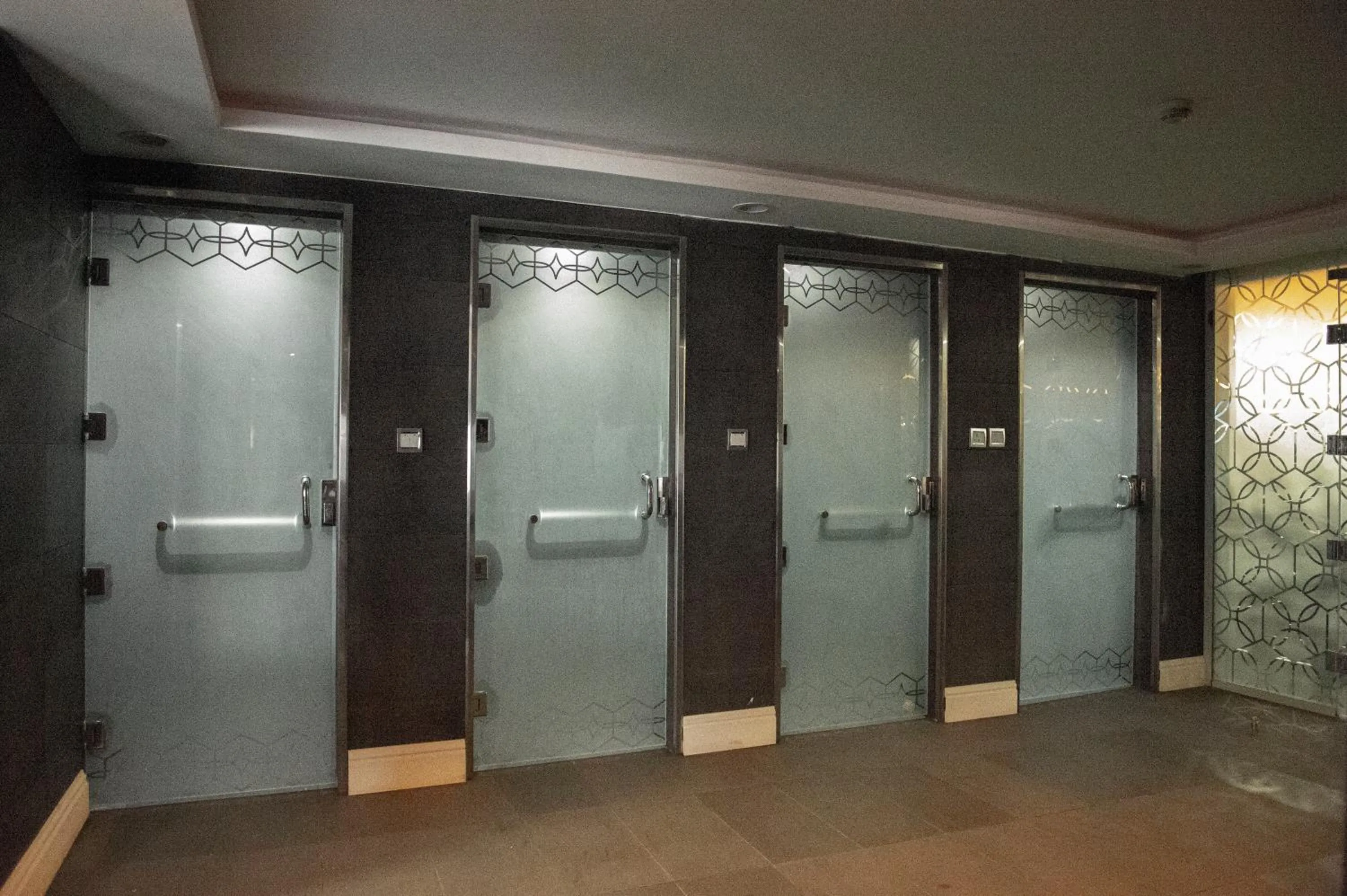 Toilet in Gorash Hotel