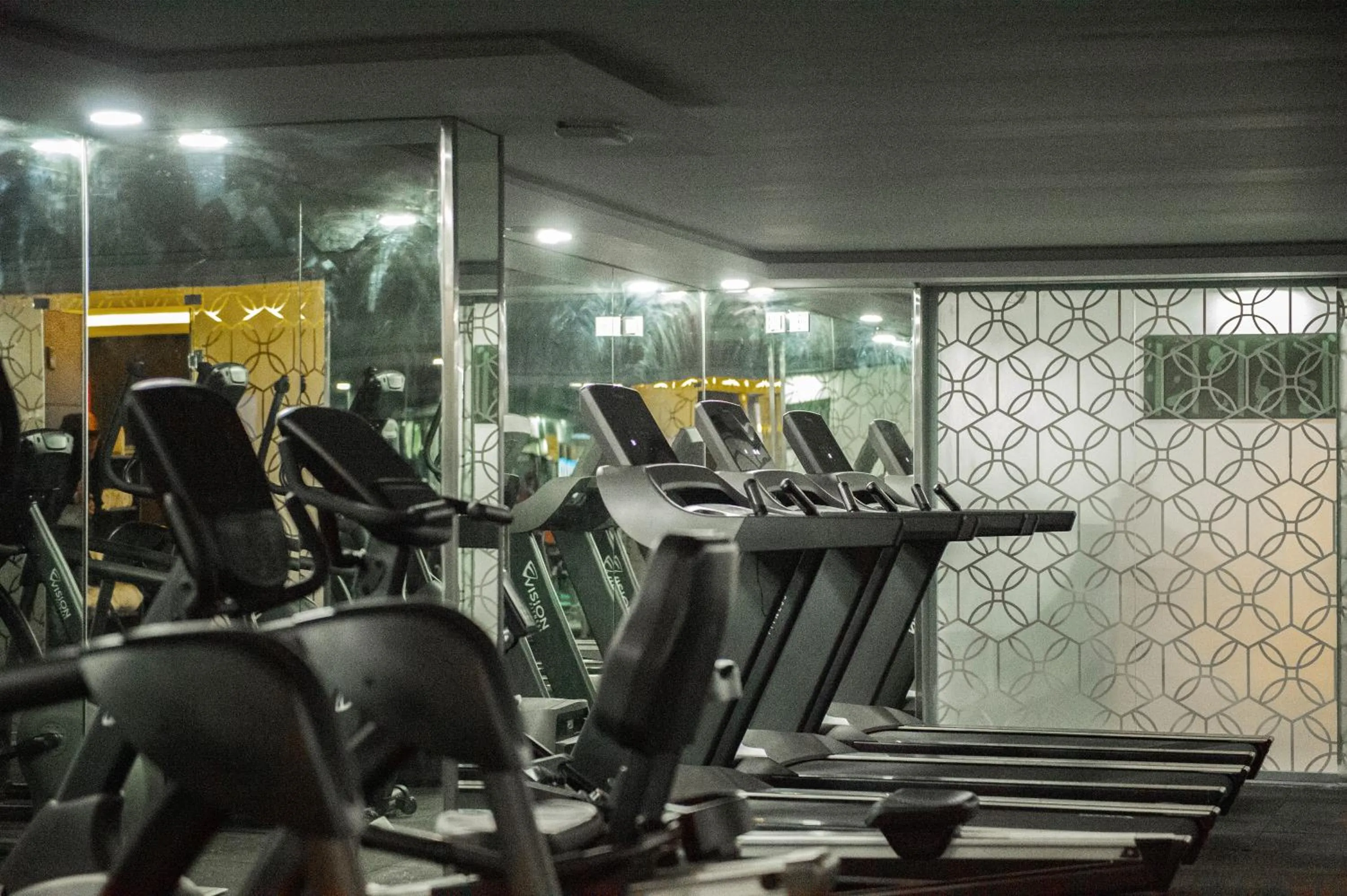 Fitness centre/facilities in Gorash Hotel