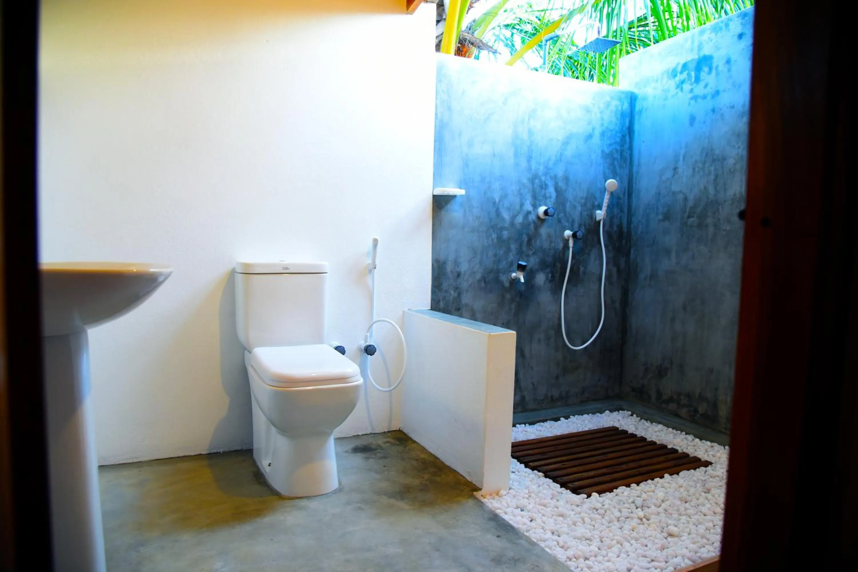 Shower in Prime Surfers Bungalow