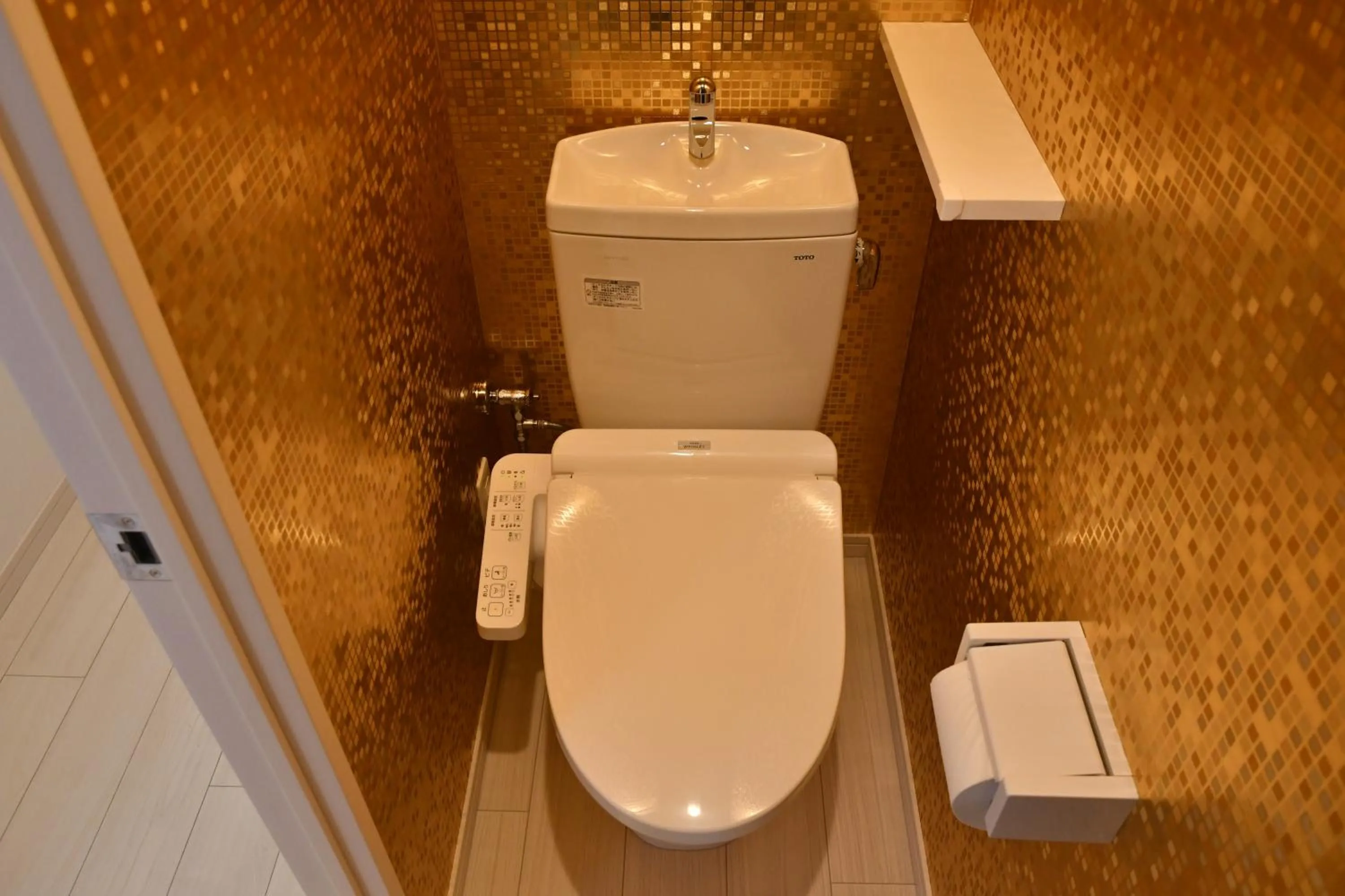 Toilet in CRYSTAL ＆ RESORT FUKUOKA