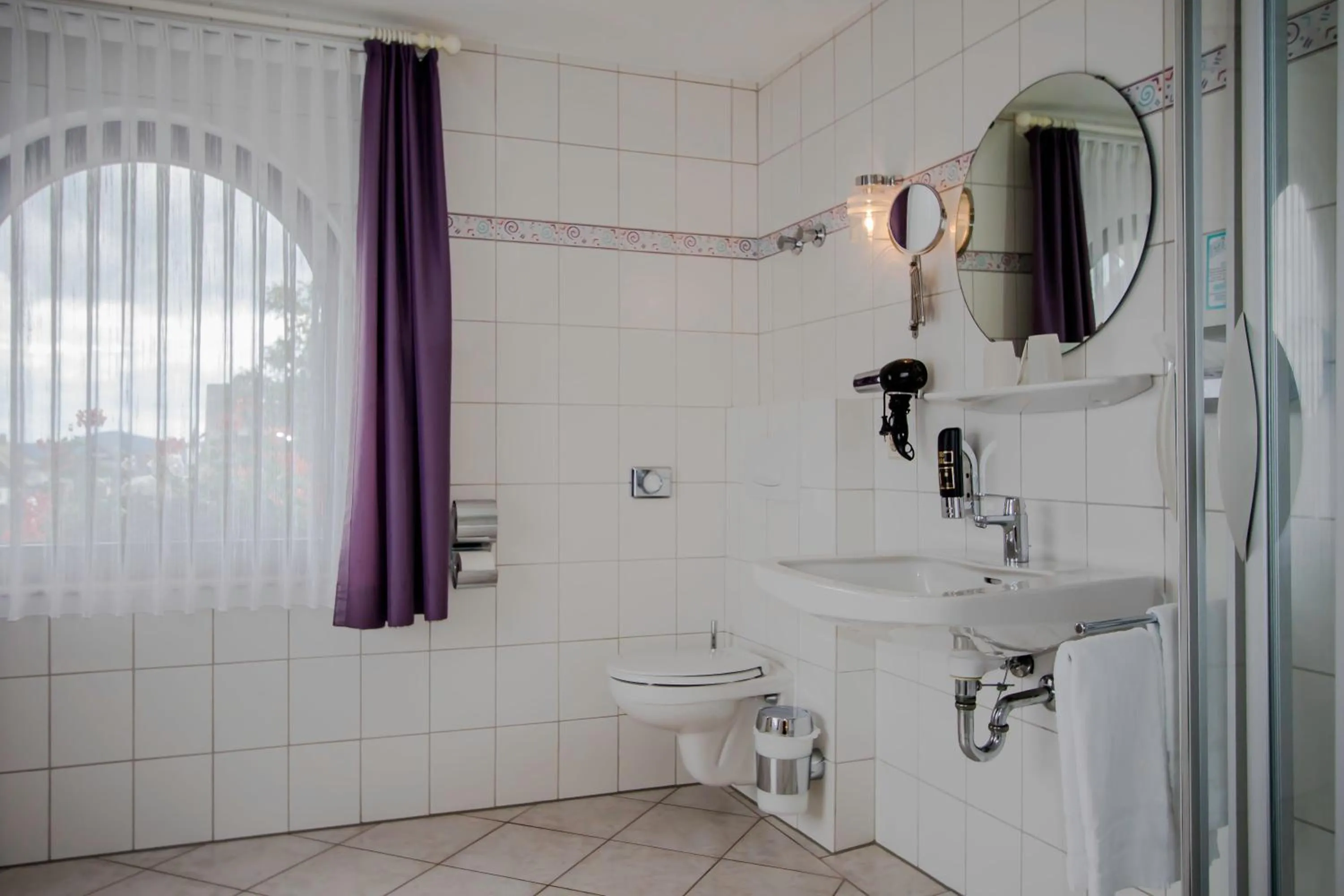 Bathroom in Hotel Schneider