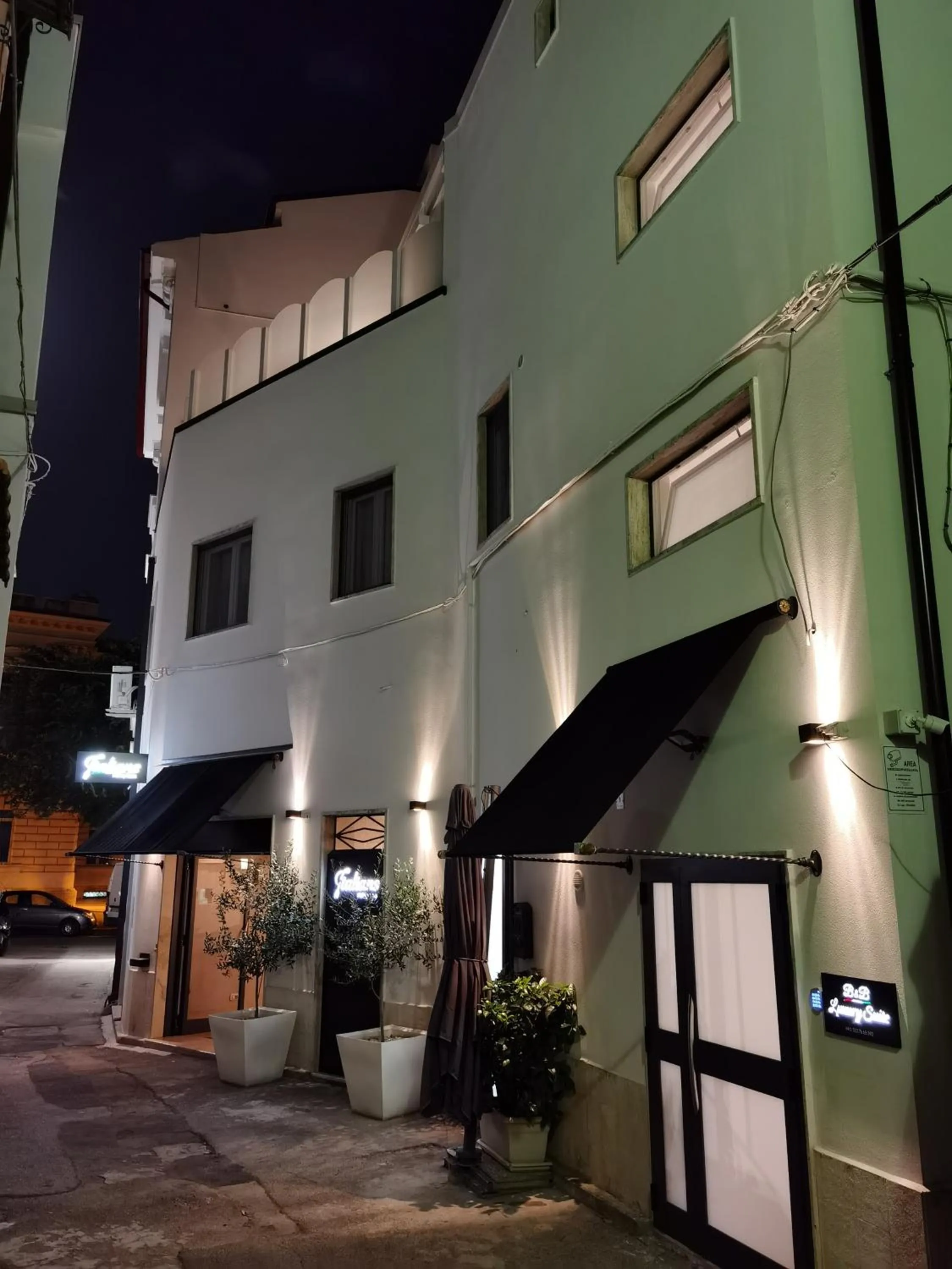 Italians b&b luxury suite