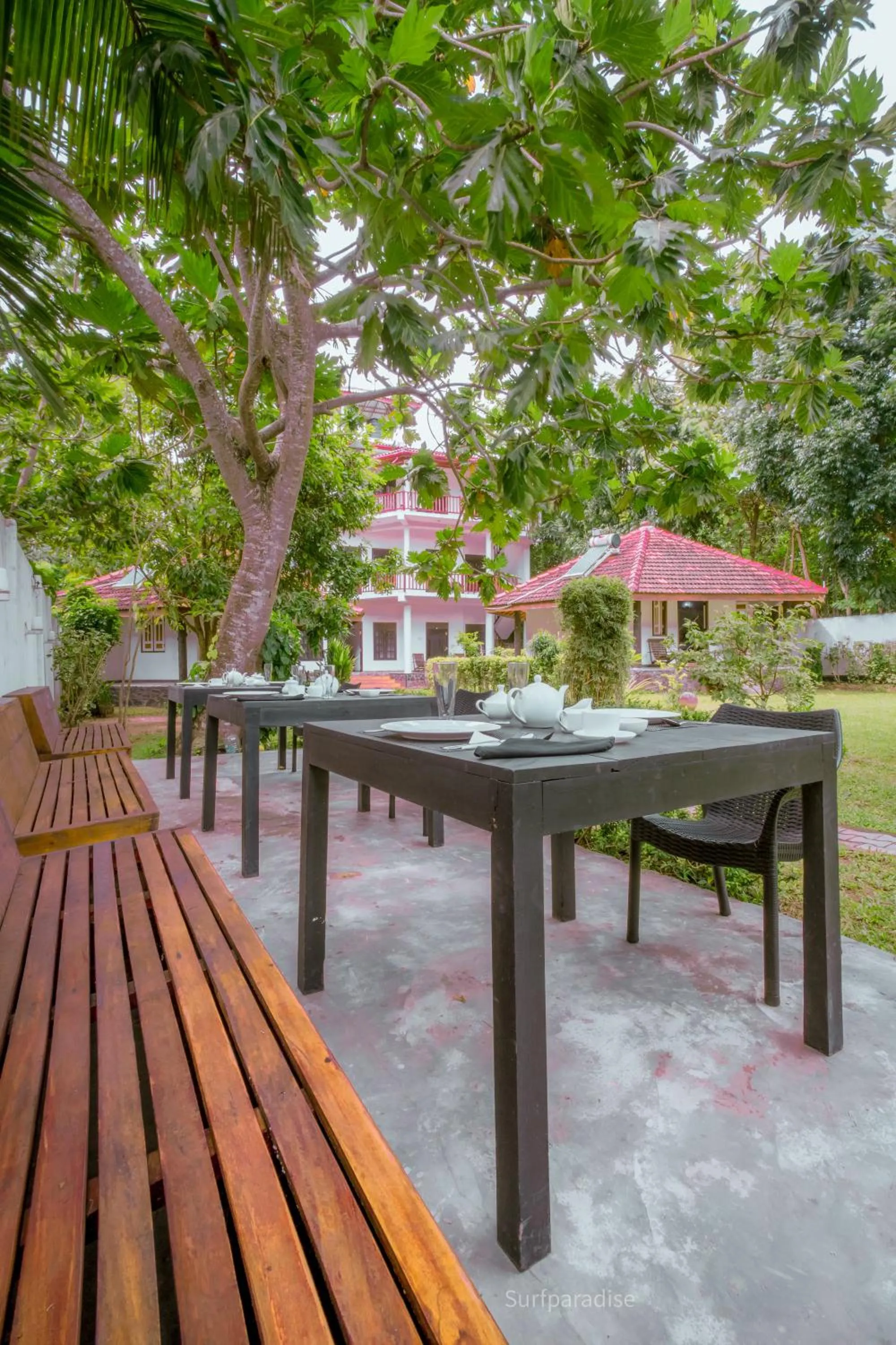 Property building in Paradise Bungalow