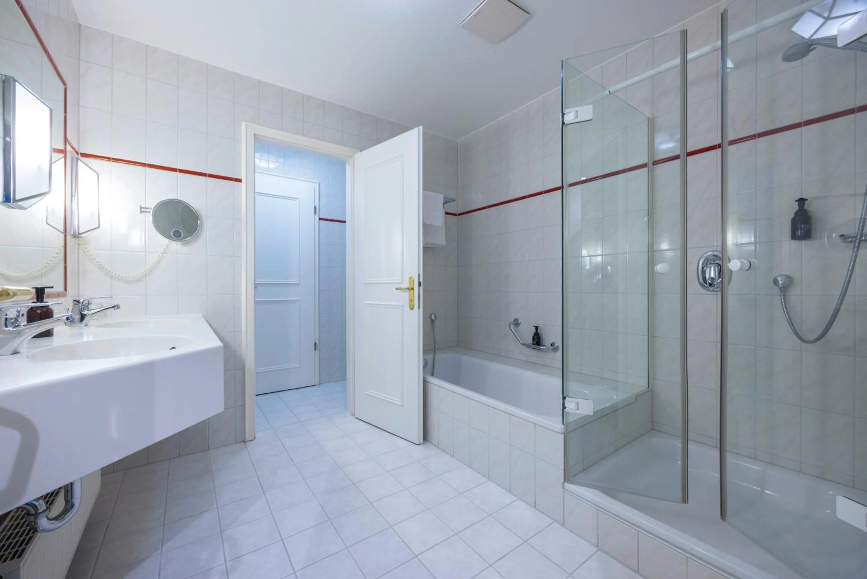 Bath in Fletcher Waldhotel Nordrhein-Westfalen