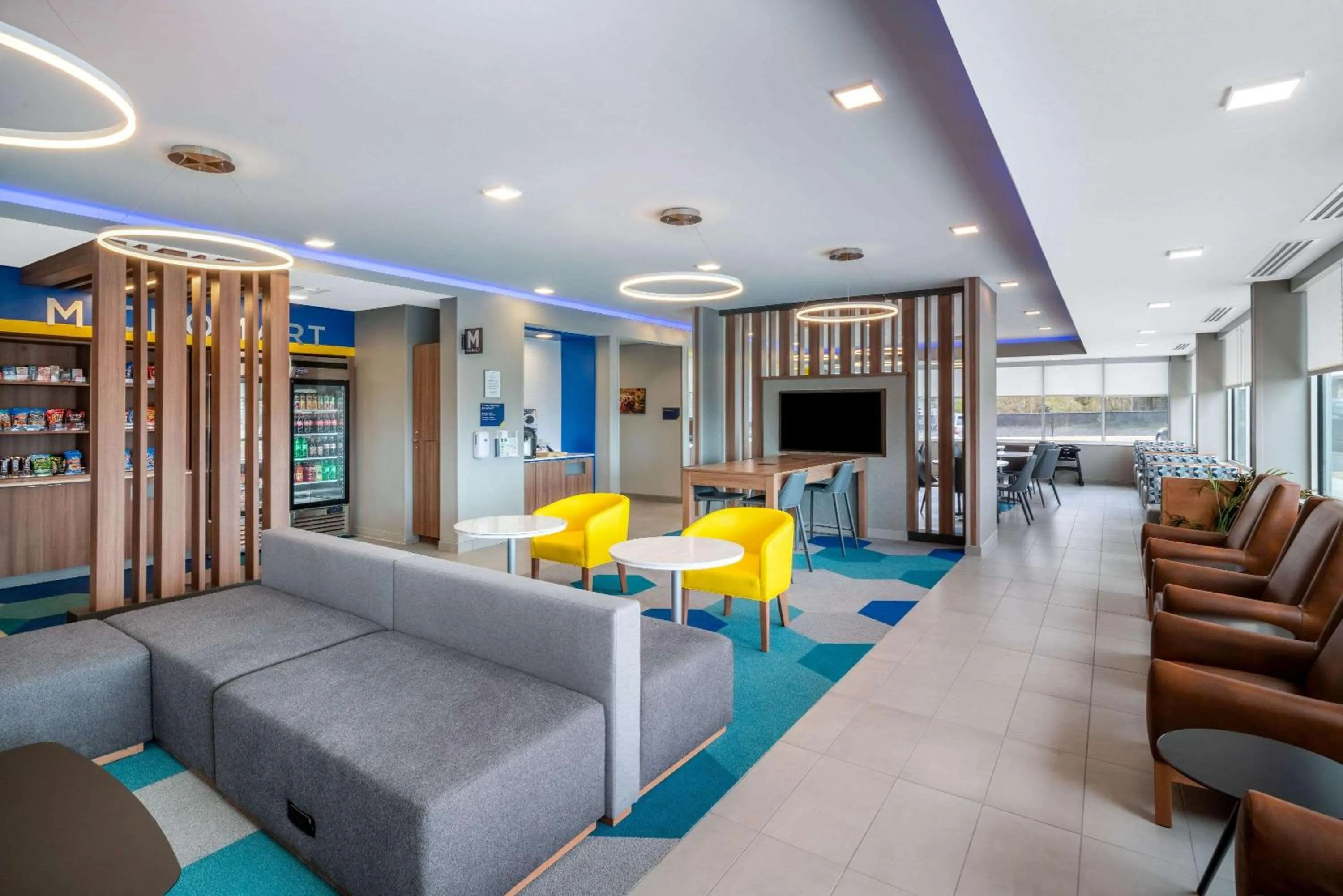Lobby or reception in Microtel Inn & Suites by Wyndham Hot Springs