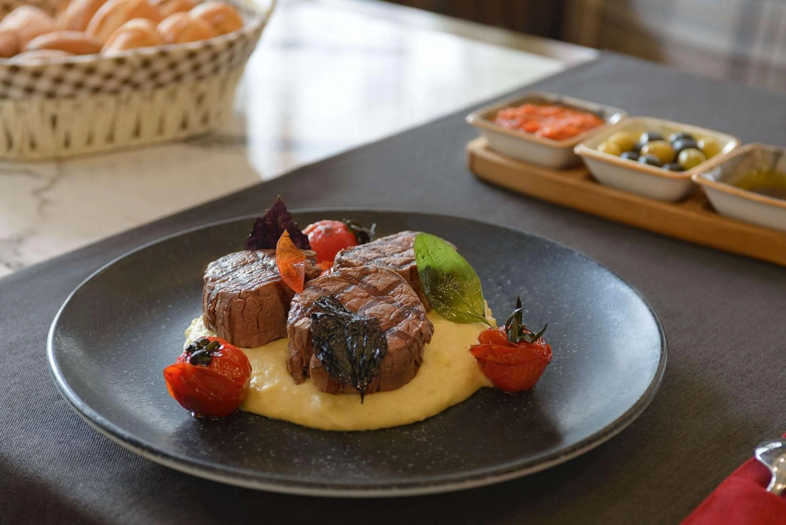 Restaurant/places to eat in Ramada Residences by Wyndham Balikesir