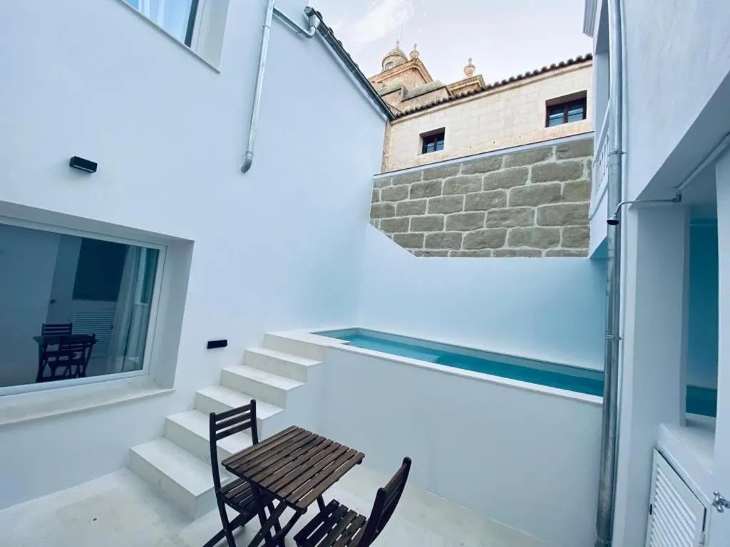 Swimming pool in Hotel Casa Miranda - Adults Only