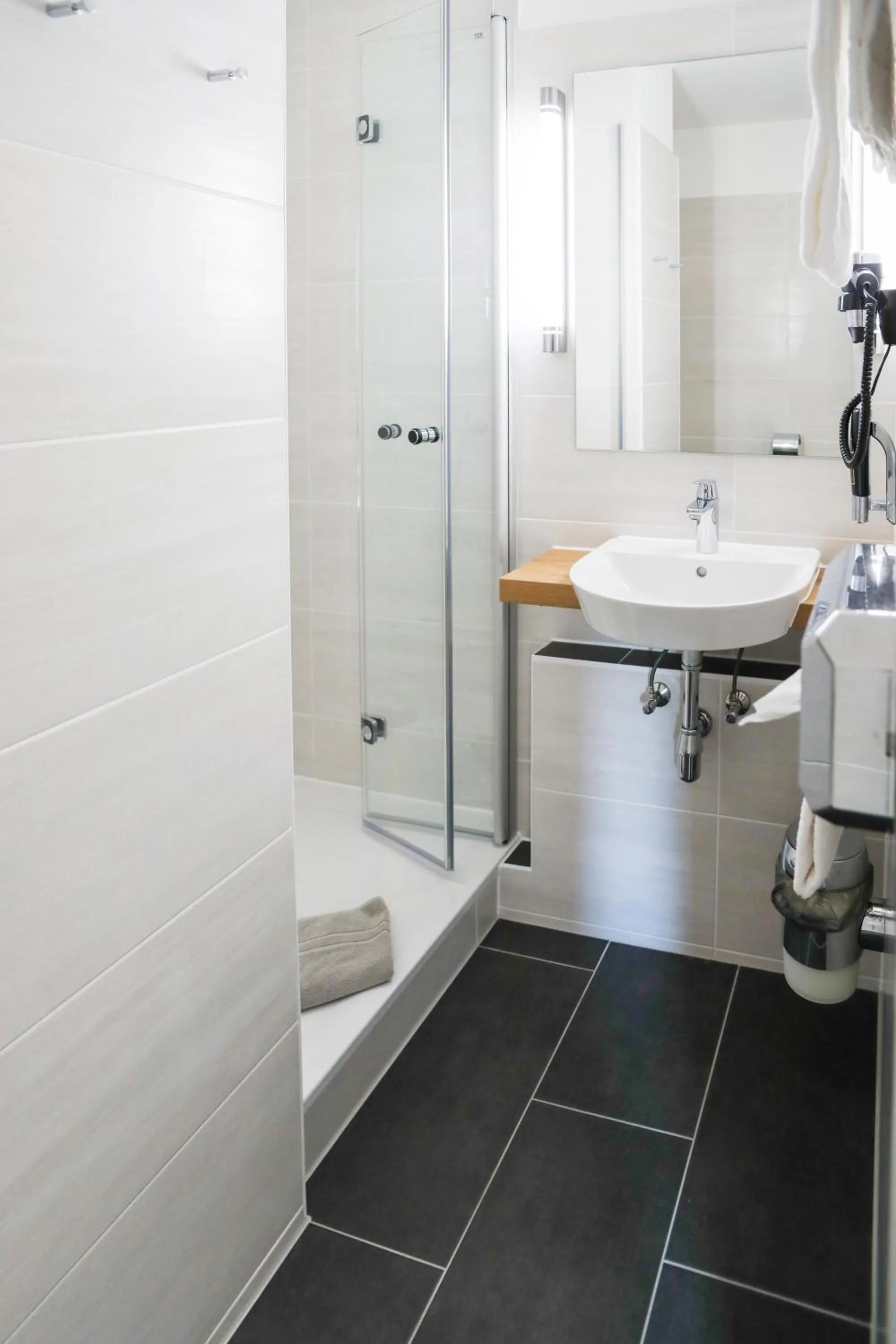 Bathroom in acama Hotel & Hostel Kreuzberg