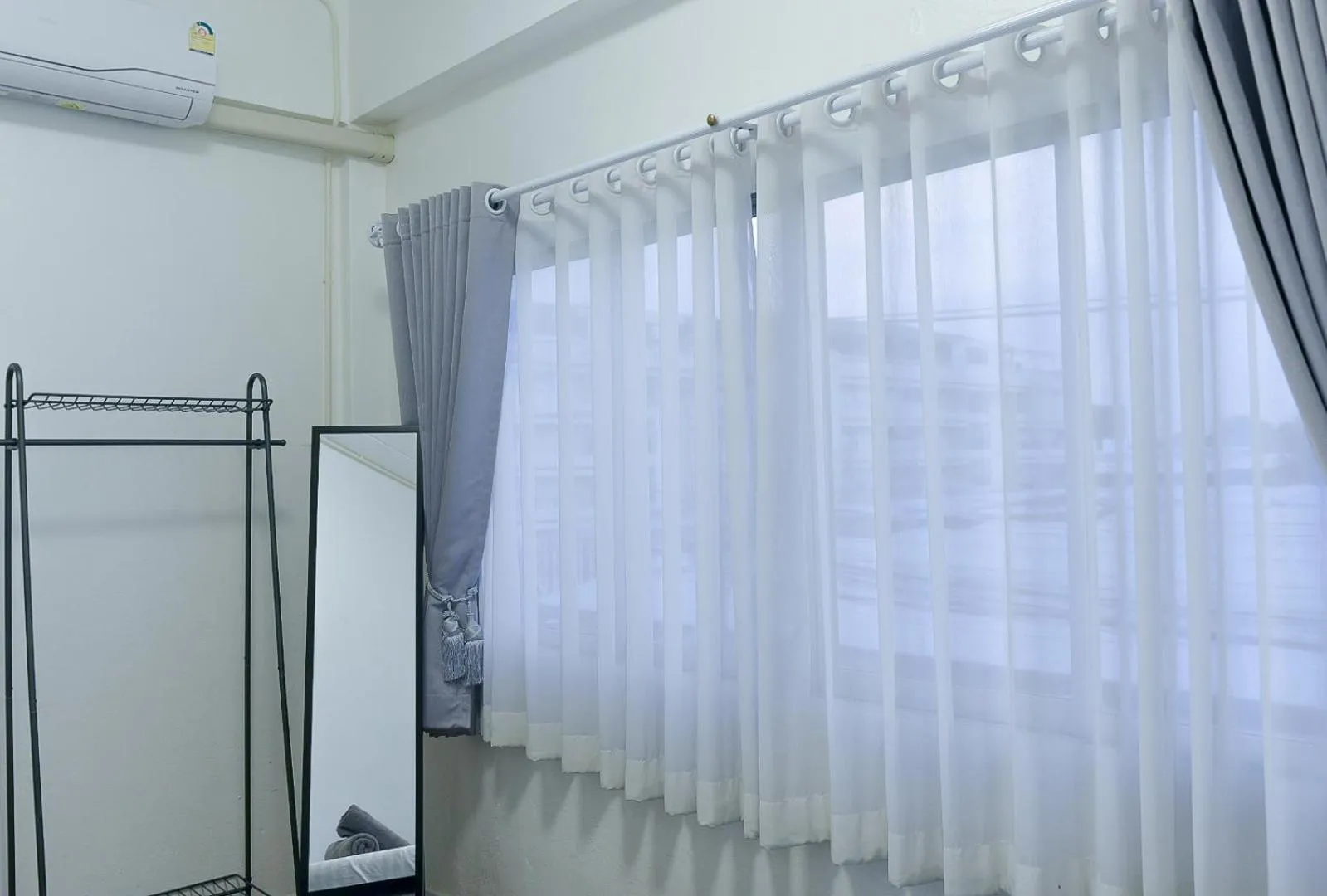 air conditioner in 24 Poshtel Chiangmai