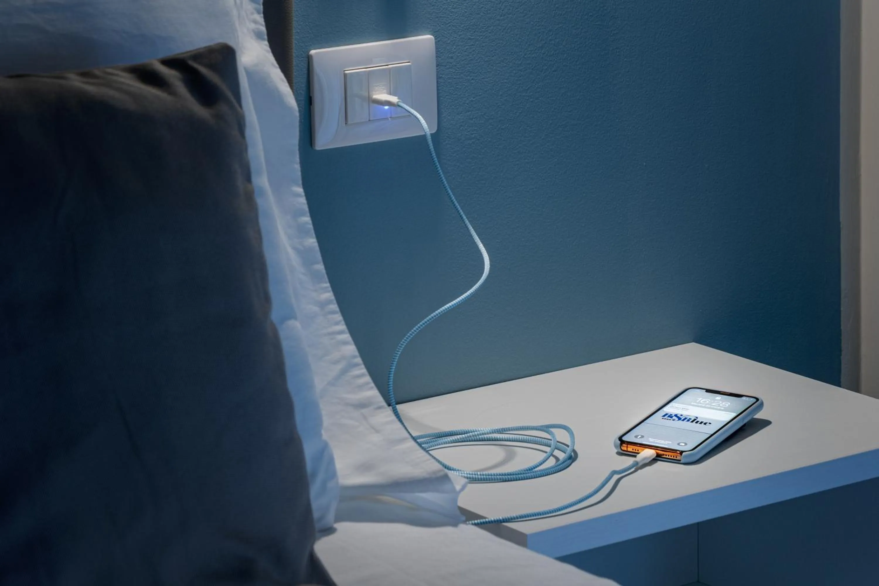 Property logo or sign in B&Blue