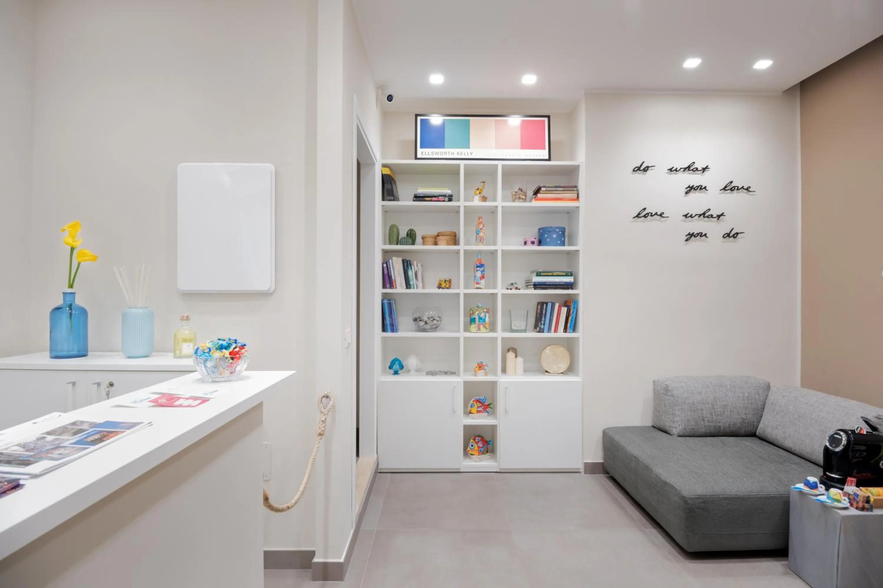 Lobby or reception in B&Blue