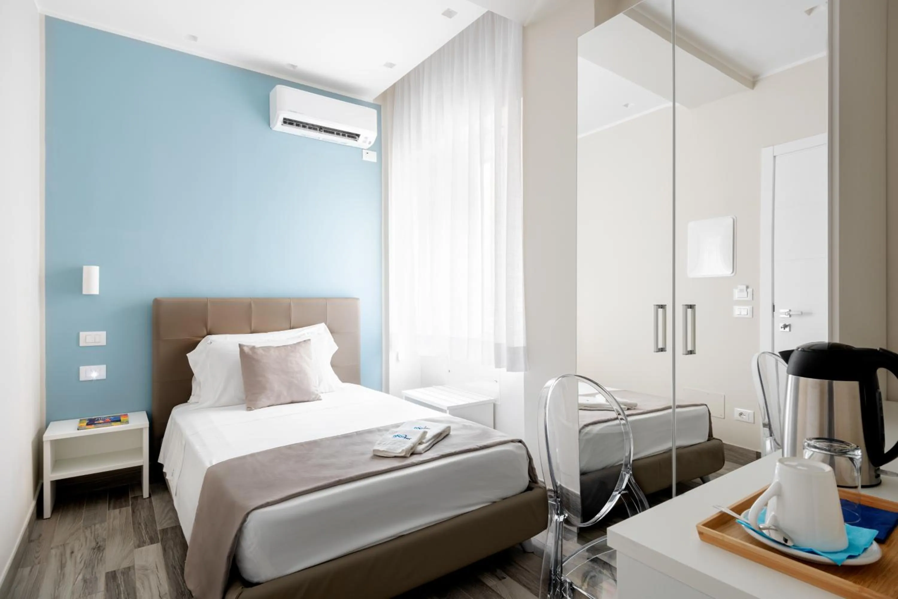 Bathroom, Bed in B&Blue