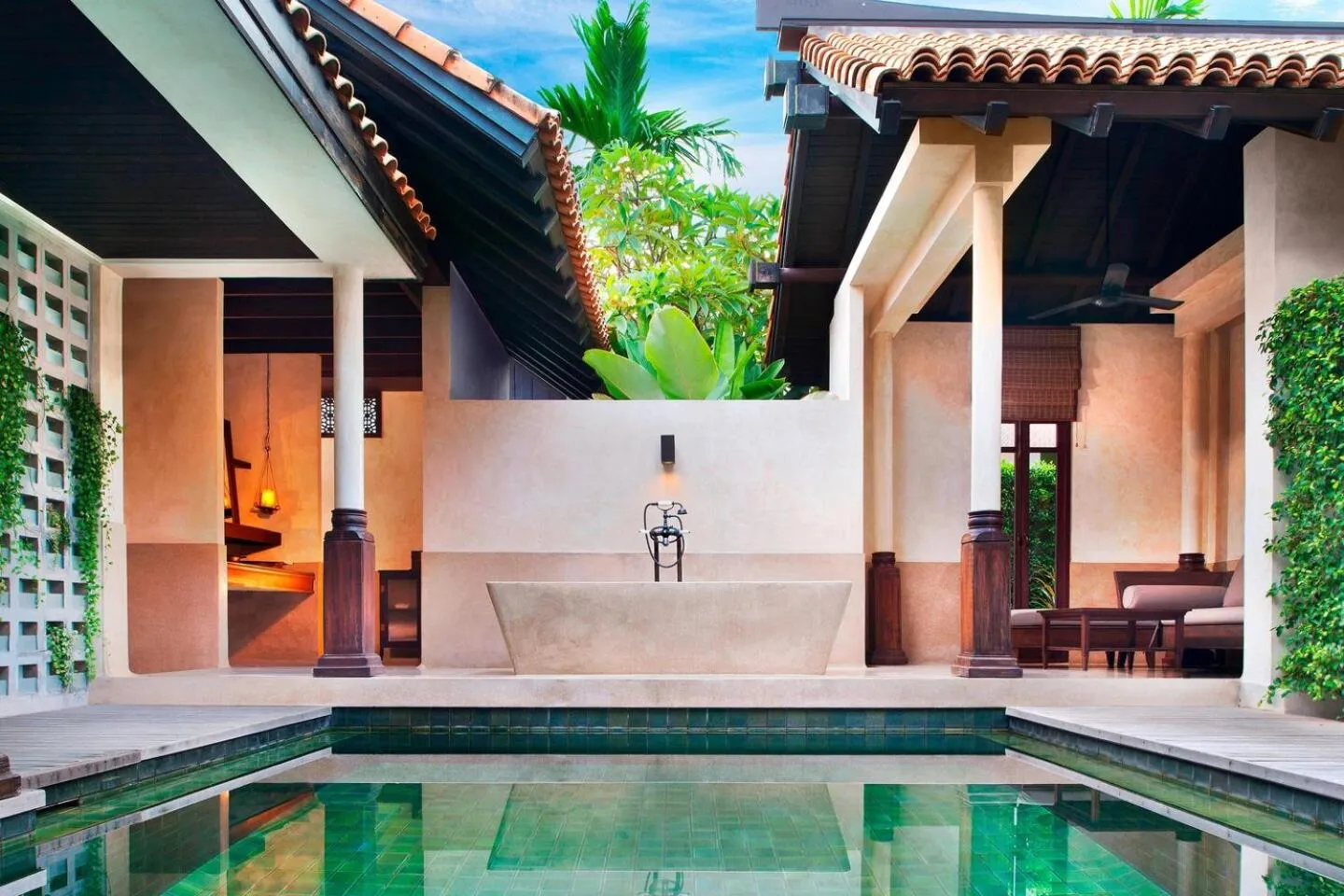 Pool view in The Lamai Samui