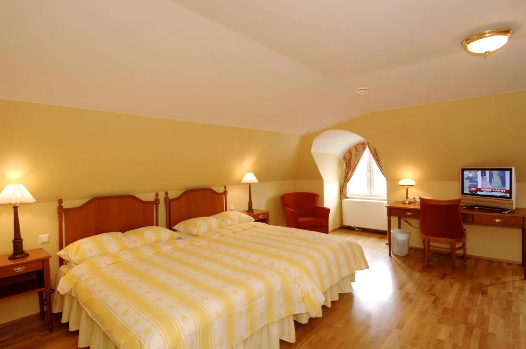 Bed in Johannesbergs Slott