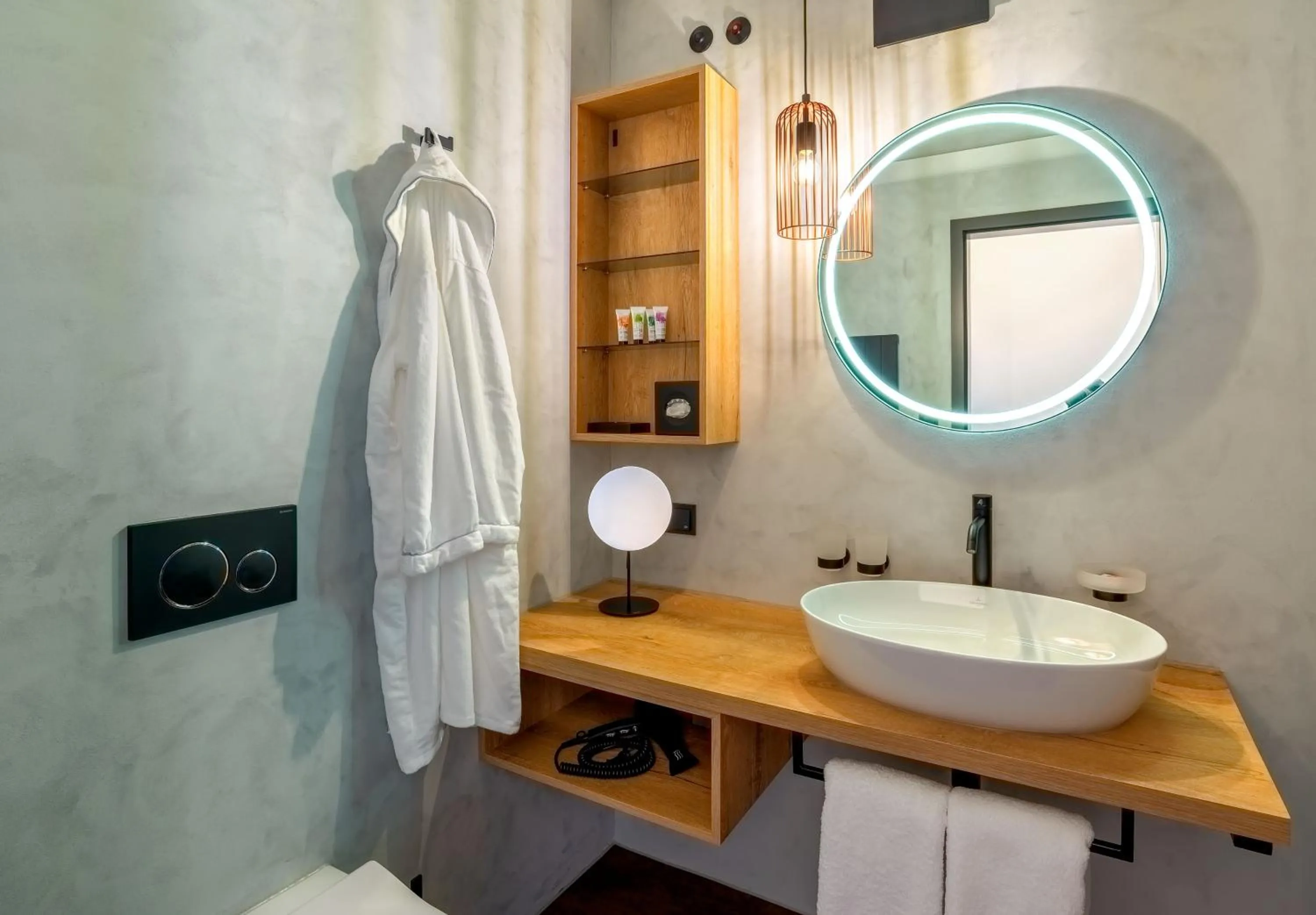 Bathroom in Hotel Bei Gretel, Wellness & Ayurveda