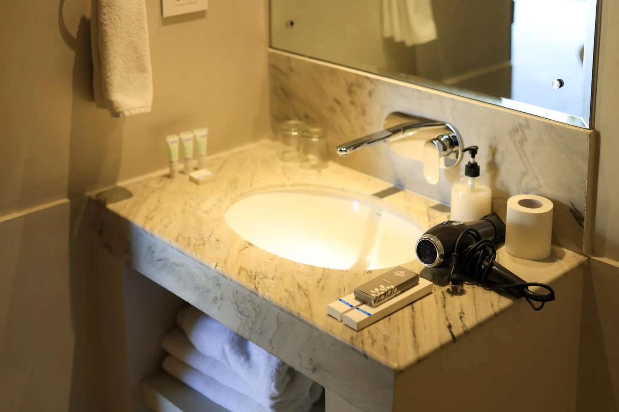 Bathroom in Hotel Dolmaling