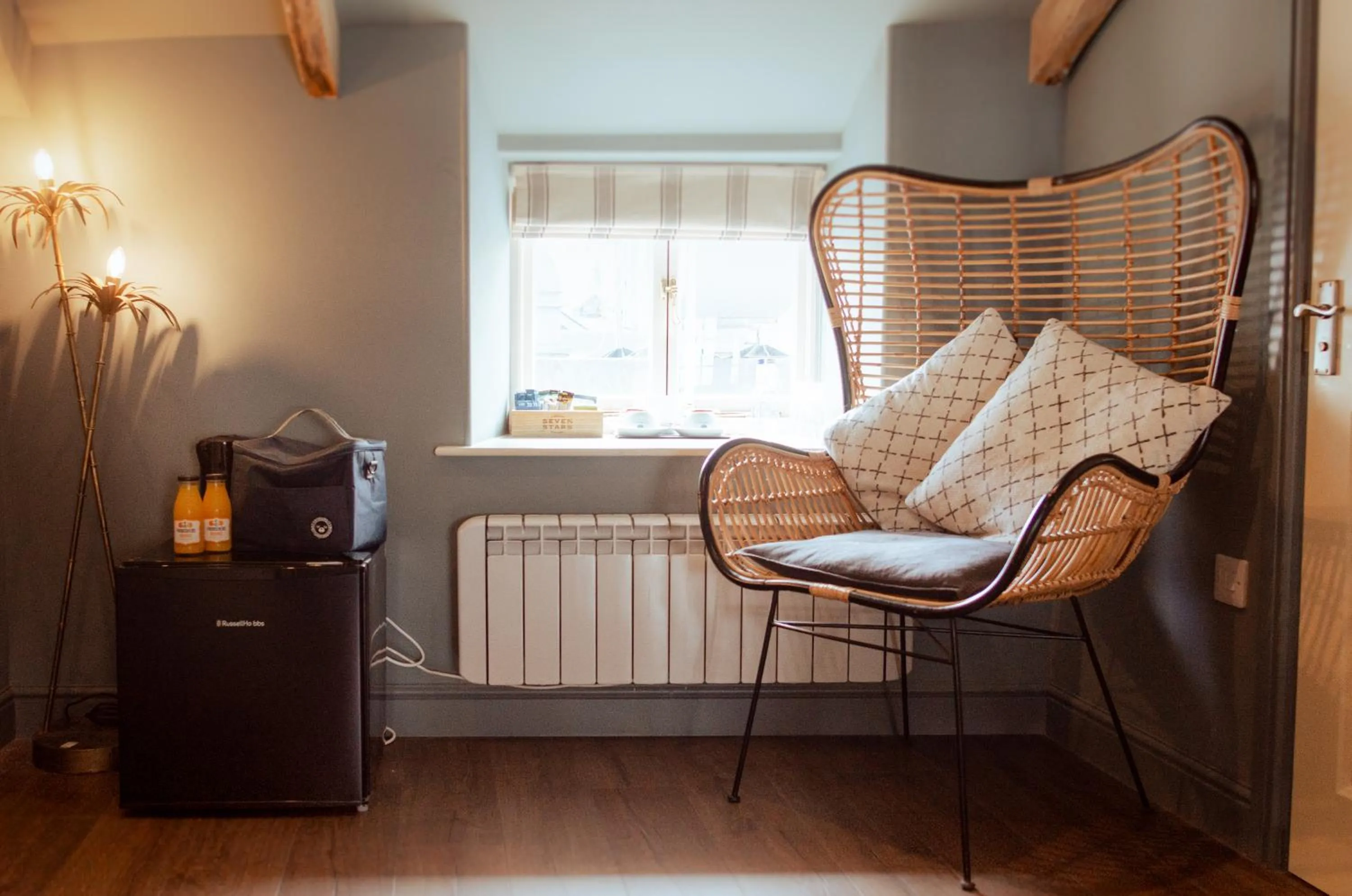 Bedroom in Seven Stars Penryn