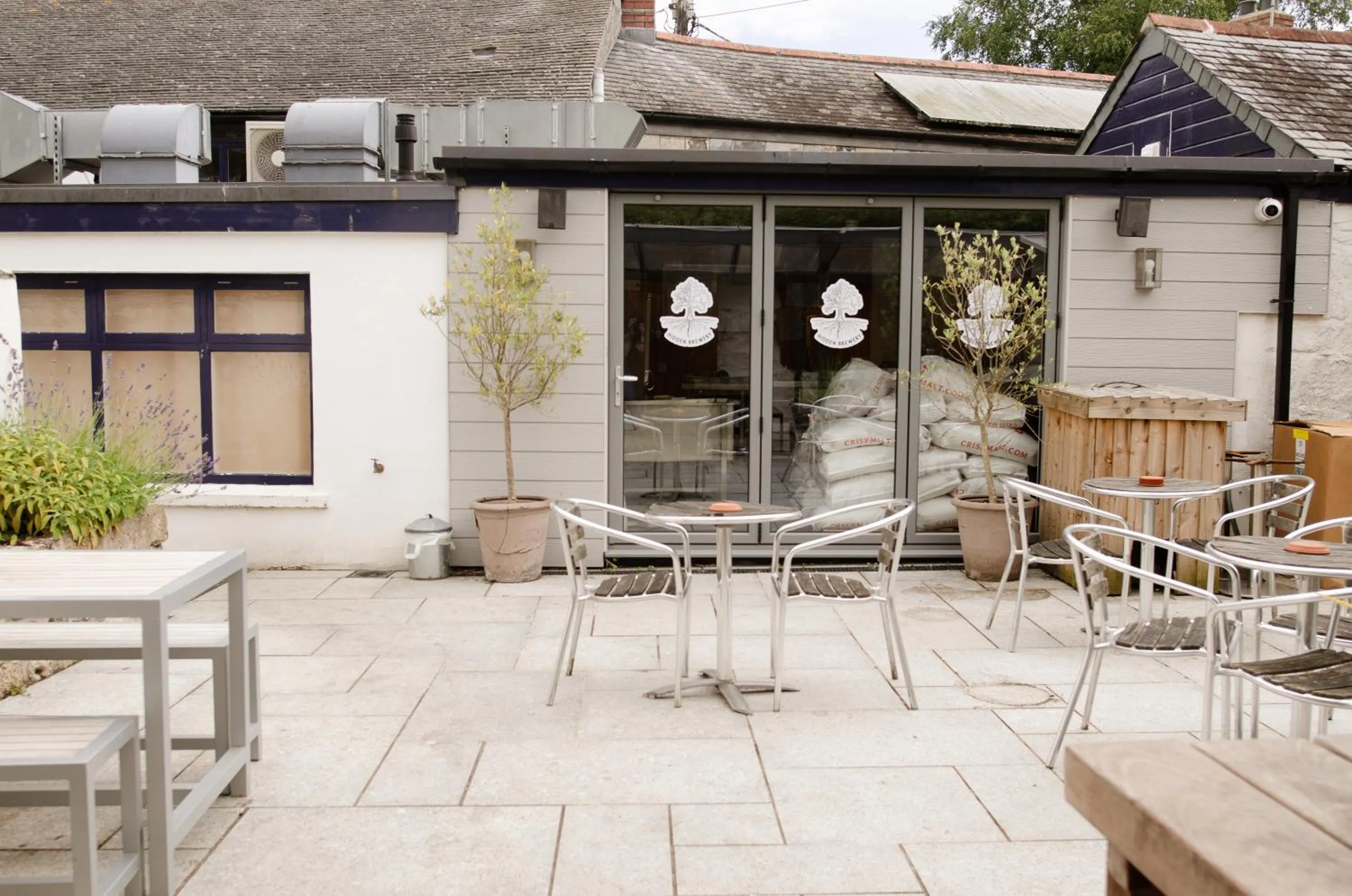 Property building in Seven Stars Penryn