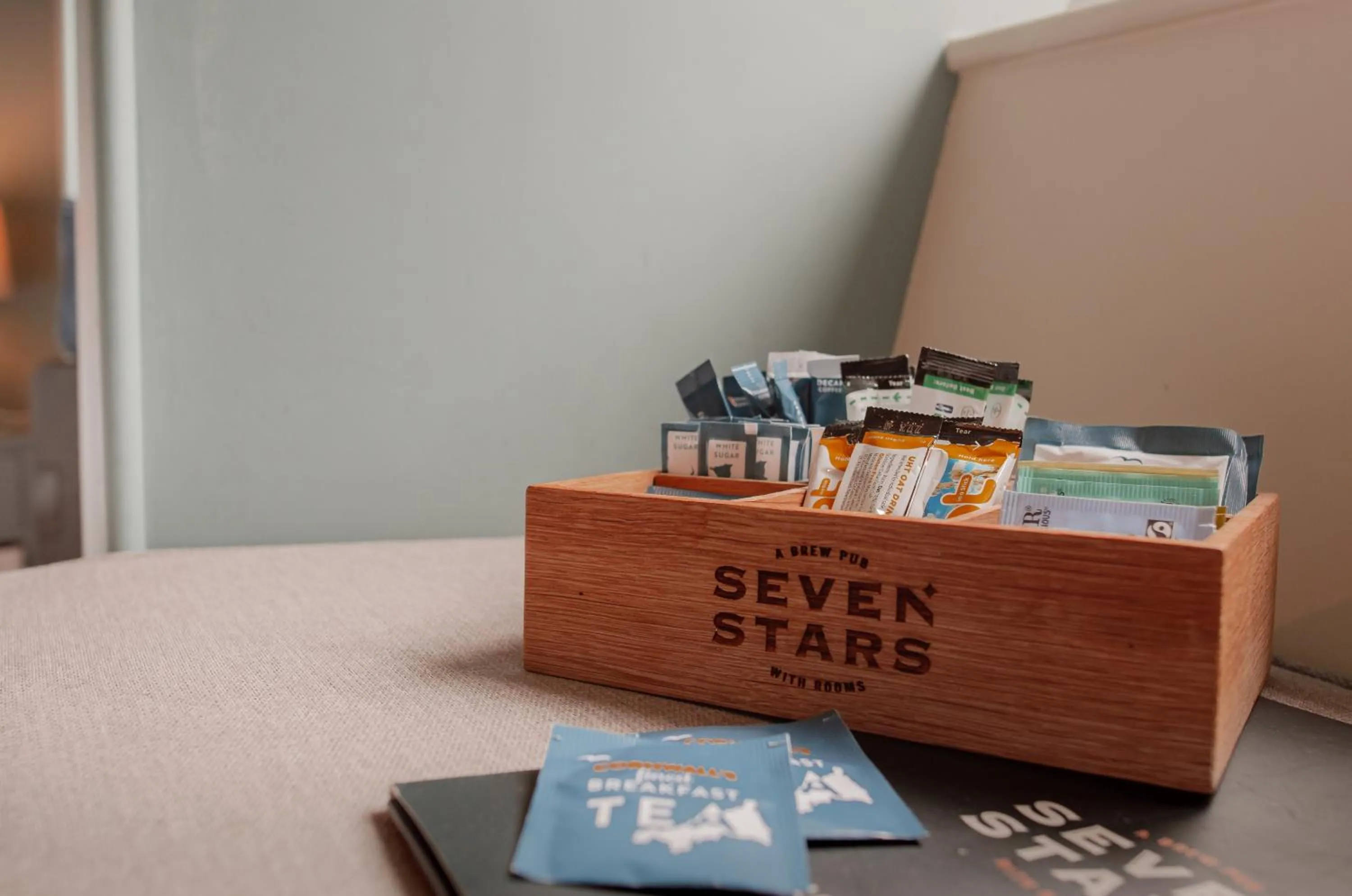 Coffee/tea facilities in Seven Stars Penryn