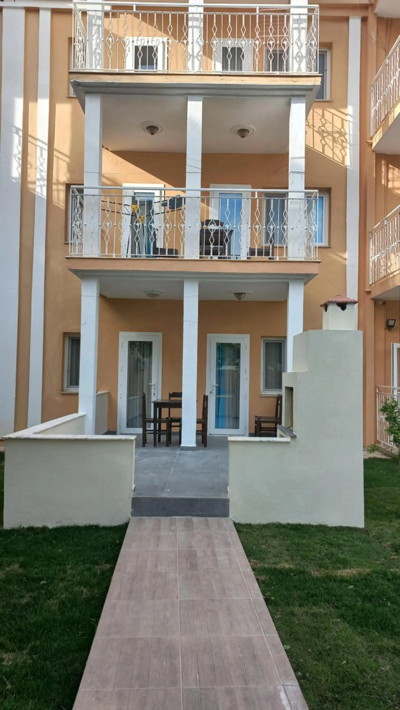 Facade/entrance in Mediterranean Apart Fethiye