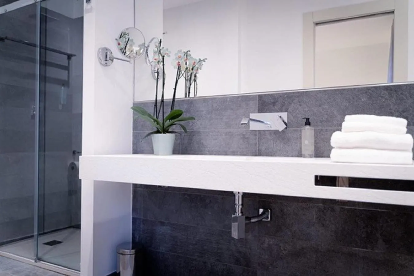 Bathroom in SIGNORIA '64