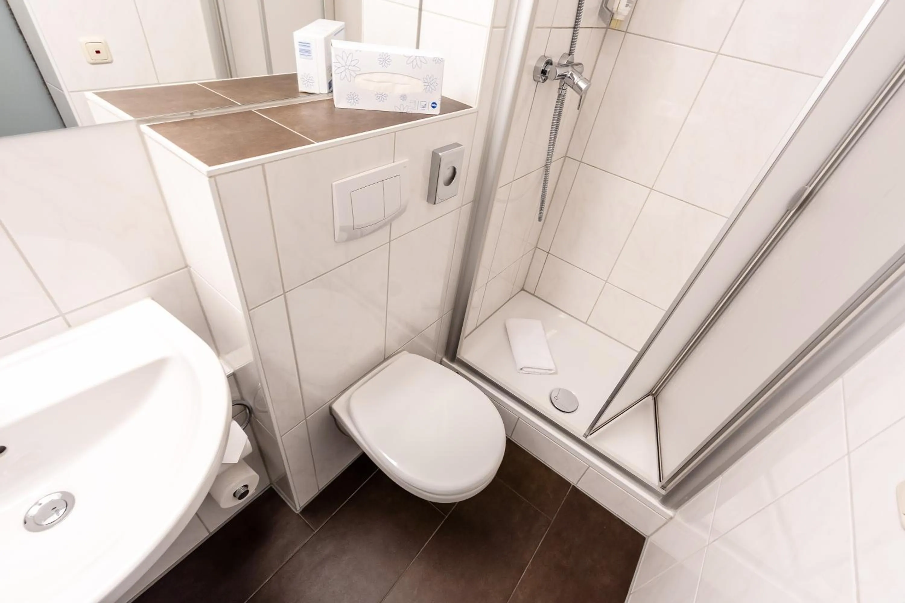 Bathroom in Hotel Demas München-Unterhaching